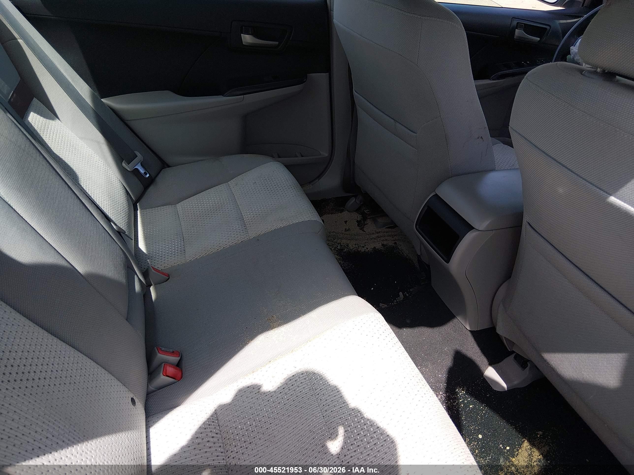 2014 Toyota Camry Le White vin: 4T4BF1FK1ER412449