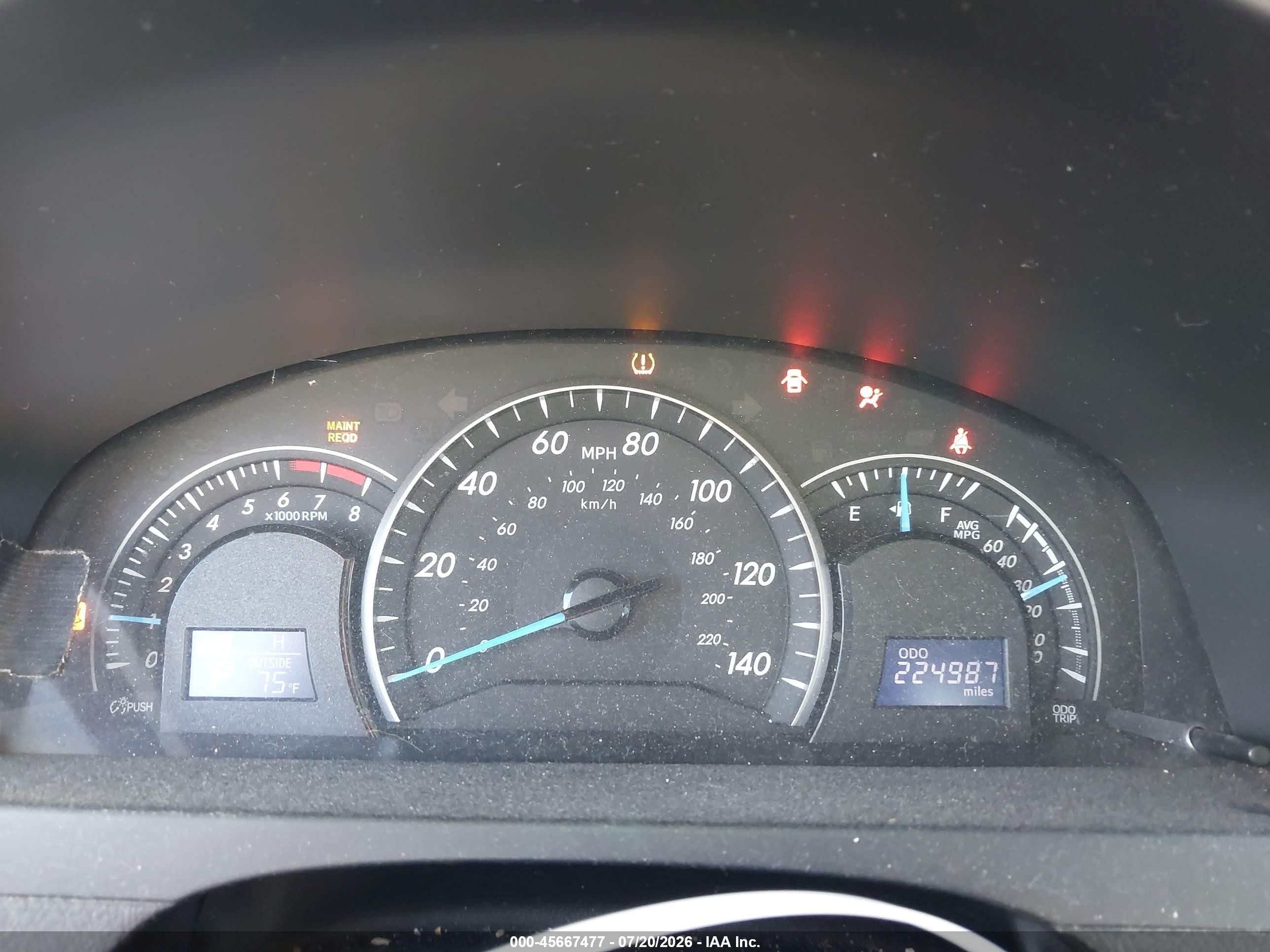 2014 Toyota Camry Le Gray vin: 4T4BF1FK1ER414458