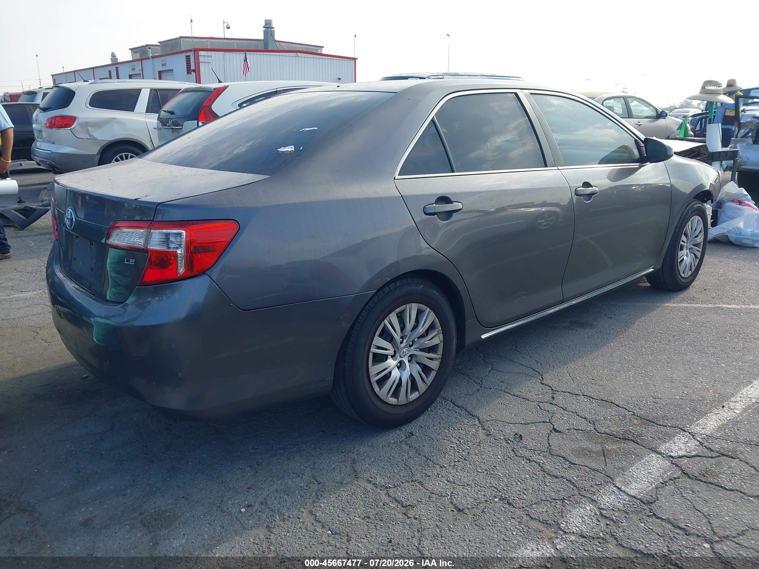 2014 Toyota Camry Le Gray vin: 4T4BF1FK1ER414458