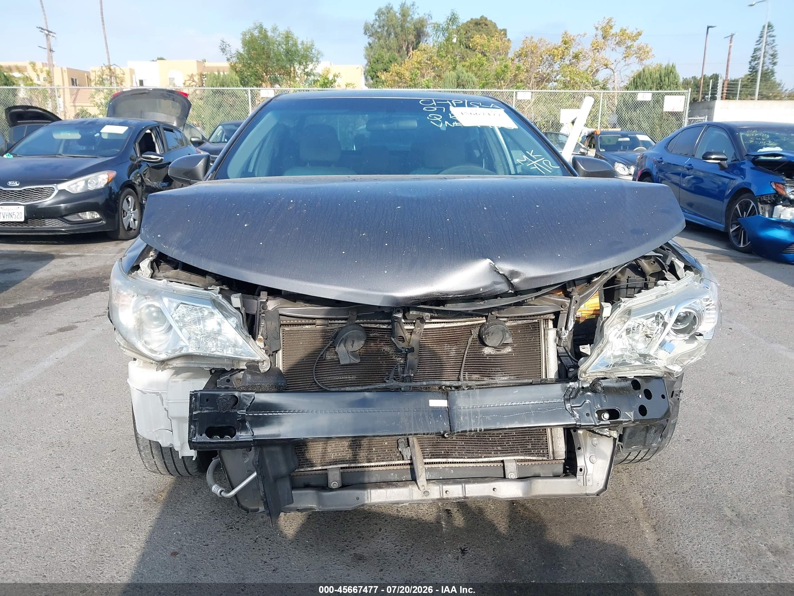 2014 Toyota Camry Le Gray vin: 4T4BF1FK1ER414458