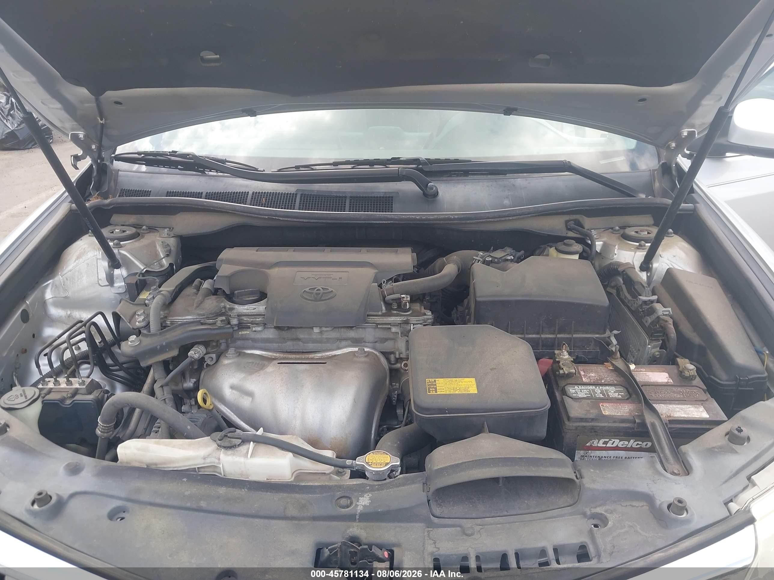 2014 Toyota Camry Le Silver vin: 4T4BF1FK1ER415643