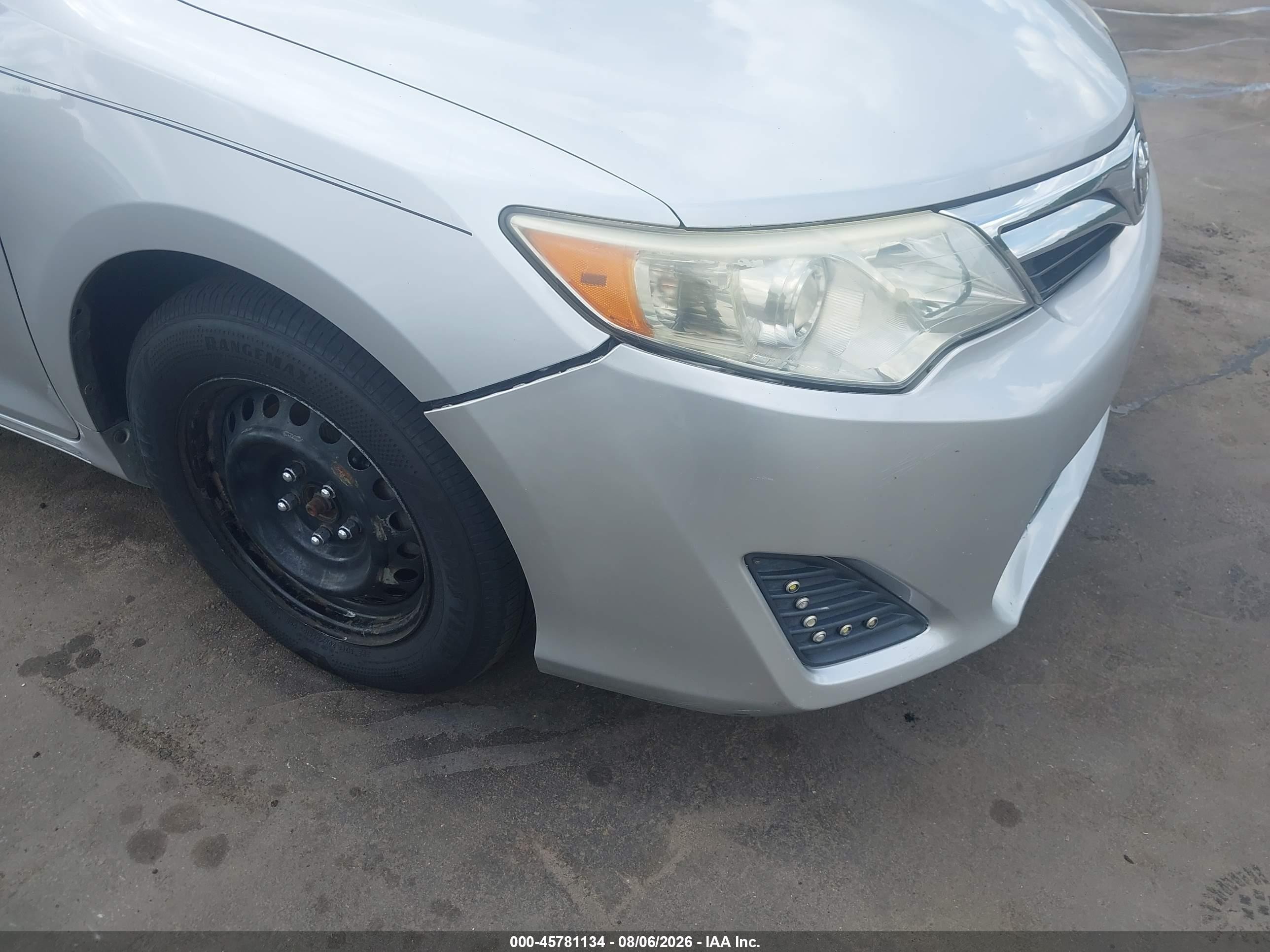 2014 Toyota Camry Le Silver vin: 4T4BF1FK1ER415643