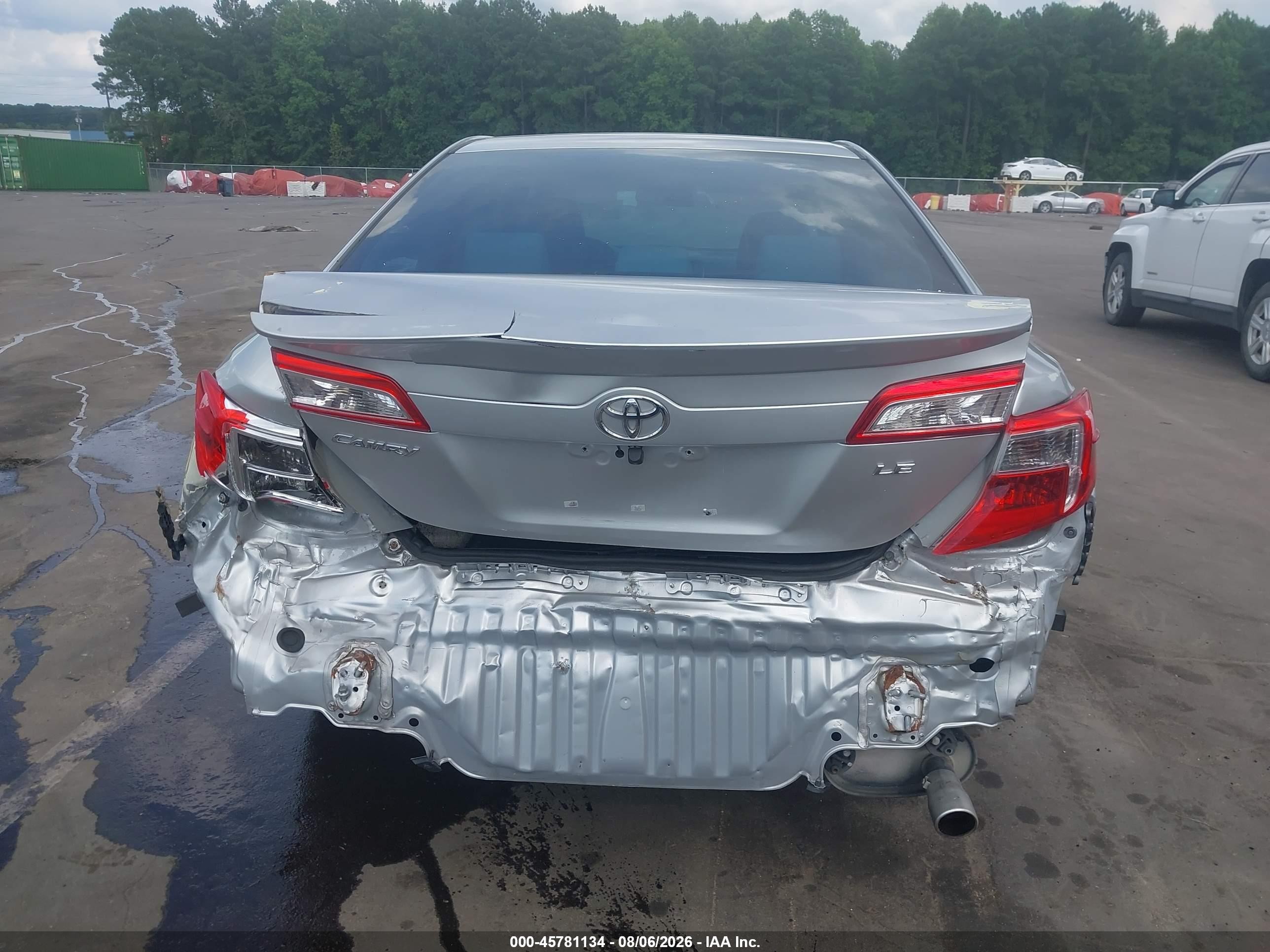 2014 Toyota Camry Le Silver vin: 4T4BF1FK1ER415643