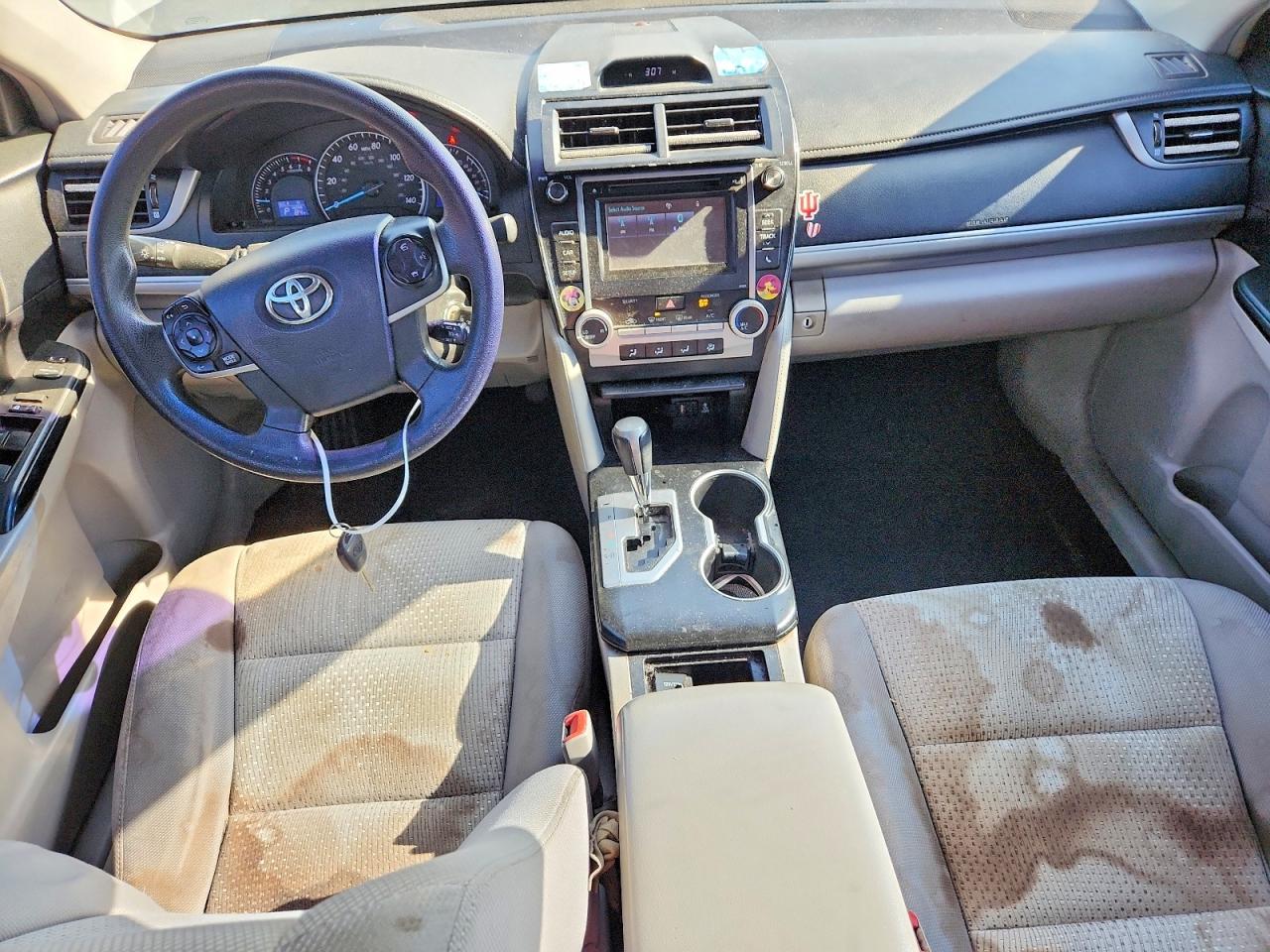 2014 Toyota Camry Le Белый vin: 4T4BF1FK1ER416792