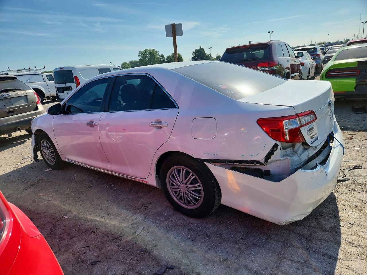 2014 Toyota Camry Le Белый vin: 4T4BF1FK1ER416792