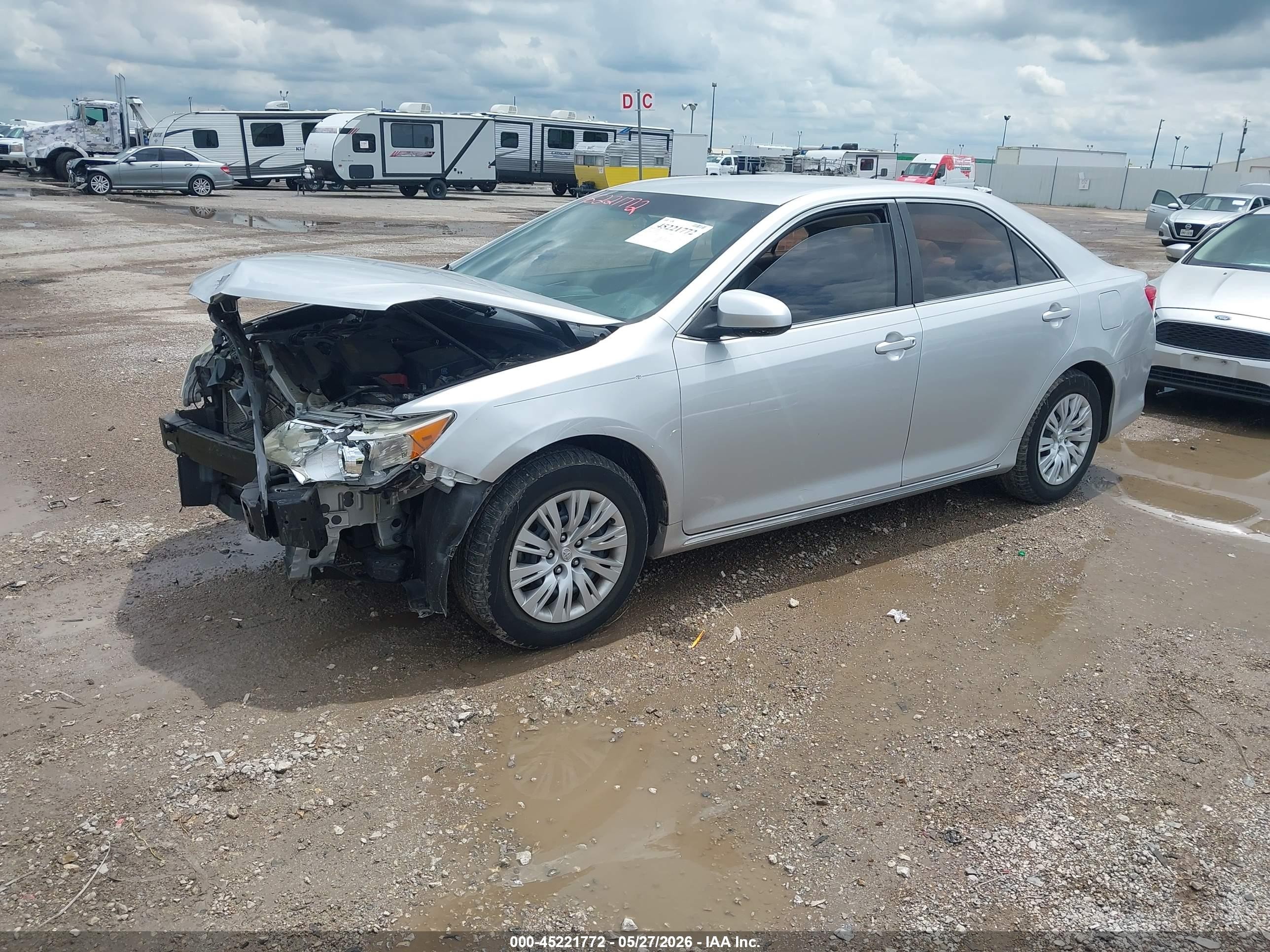 2014 Toyota Camry Le Silver vin: 4T4BF1FK1ER423970