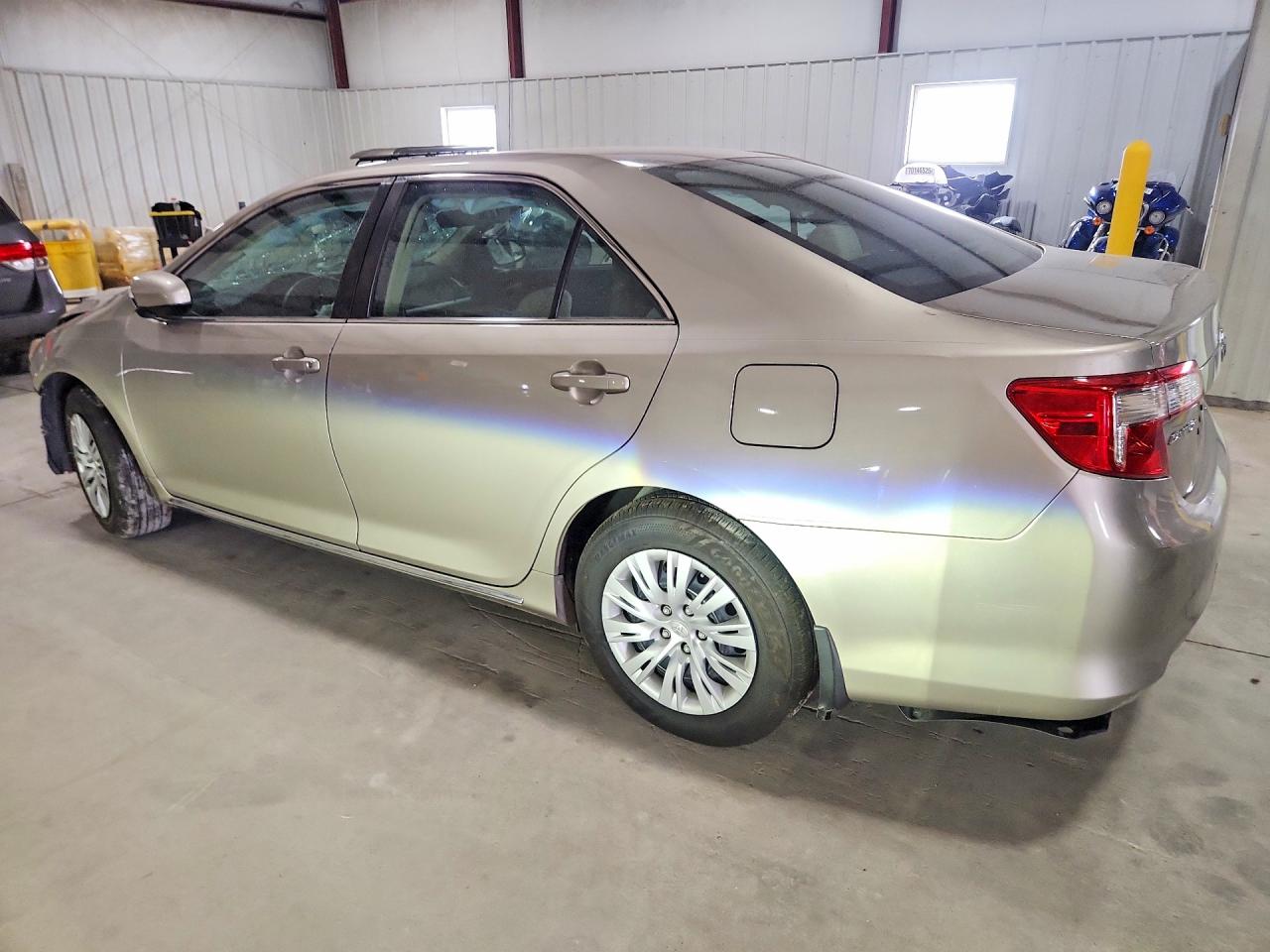 2014 Toyota Camry Le Beige vin: 4T4BF1FK1ER427260