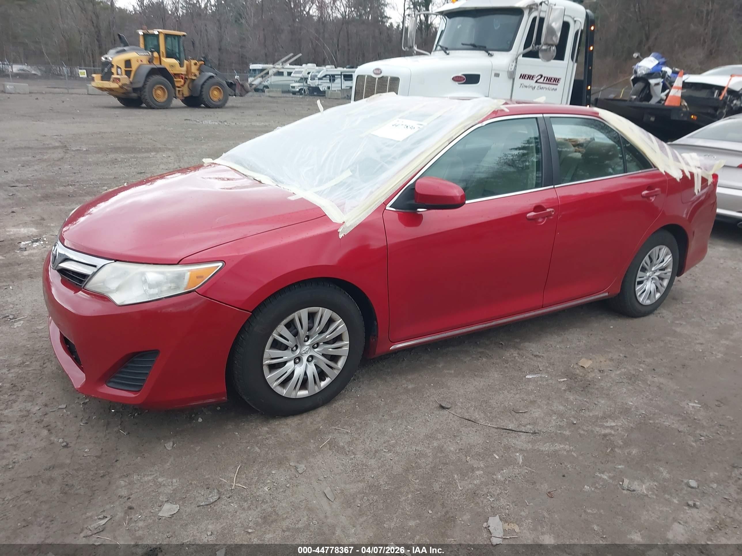 2014 Toyota Camry Le Red vin: 4T4BF1FK1ER439795