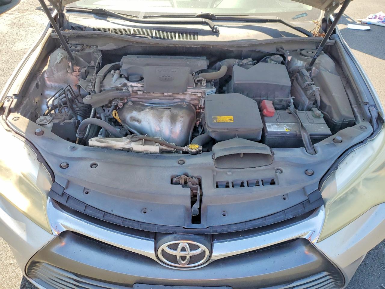 2015 Toyota Camry Le Gray vin: 4T4BF1FK1FR445114