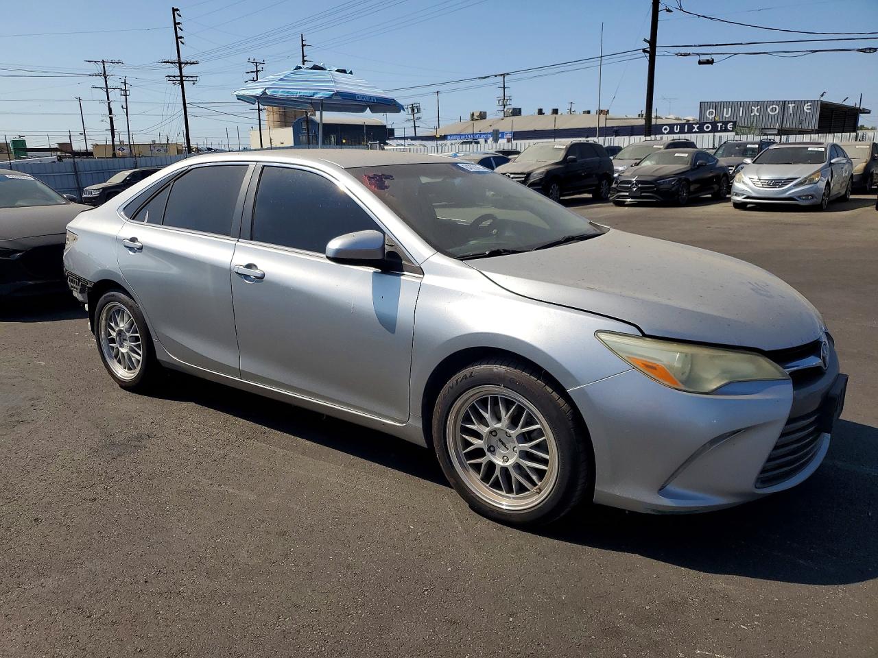 2015 Toyota Camry Le Gray vin: 4T4BF1FK1FR445114
