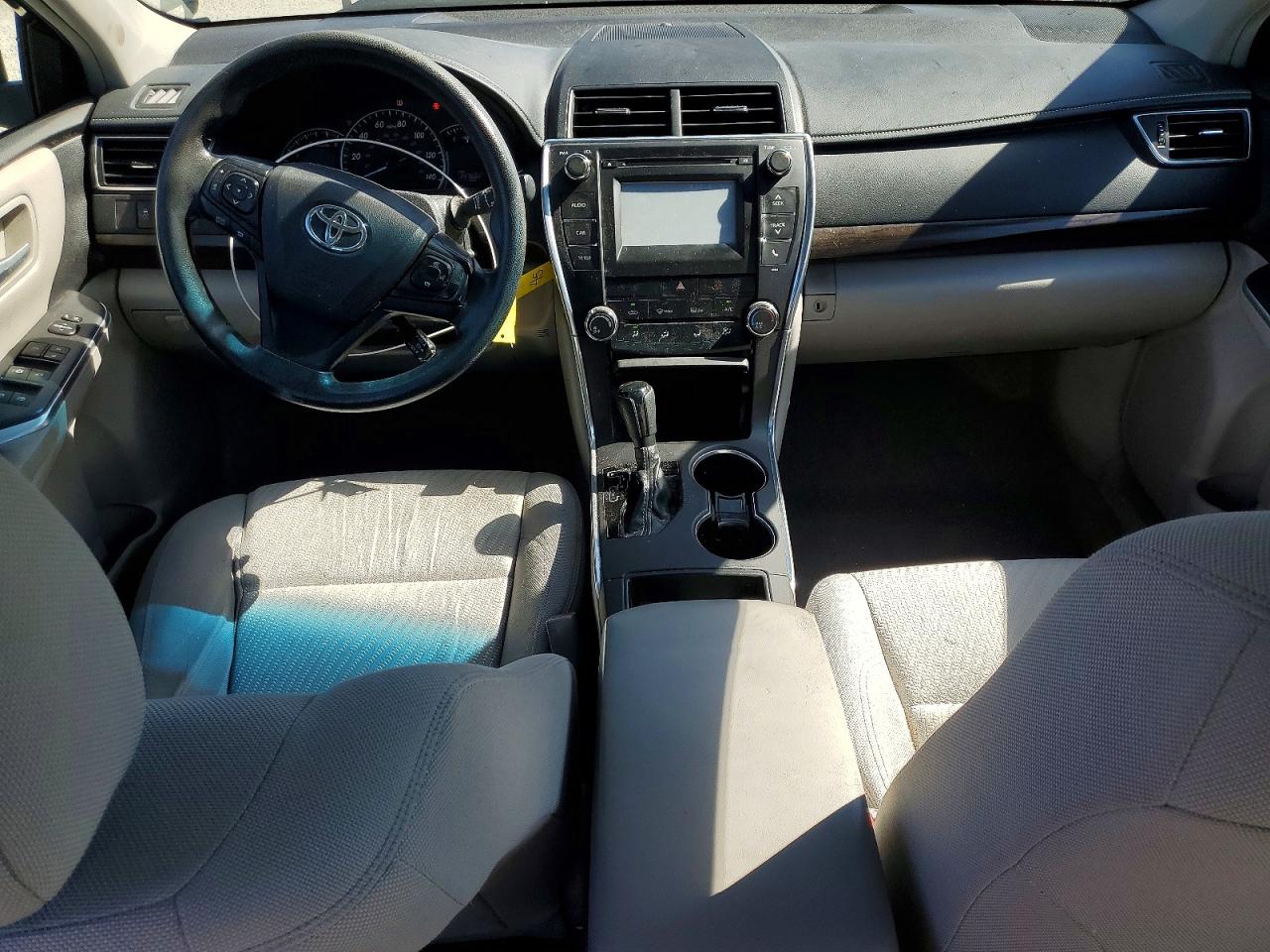 2015 Toyota Camry Le Черный vin: 4T4BF1FK1FR445954