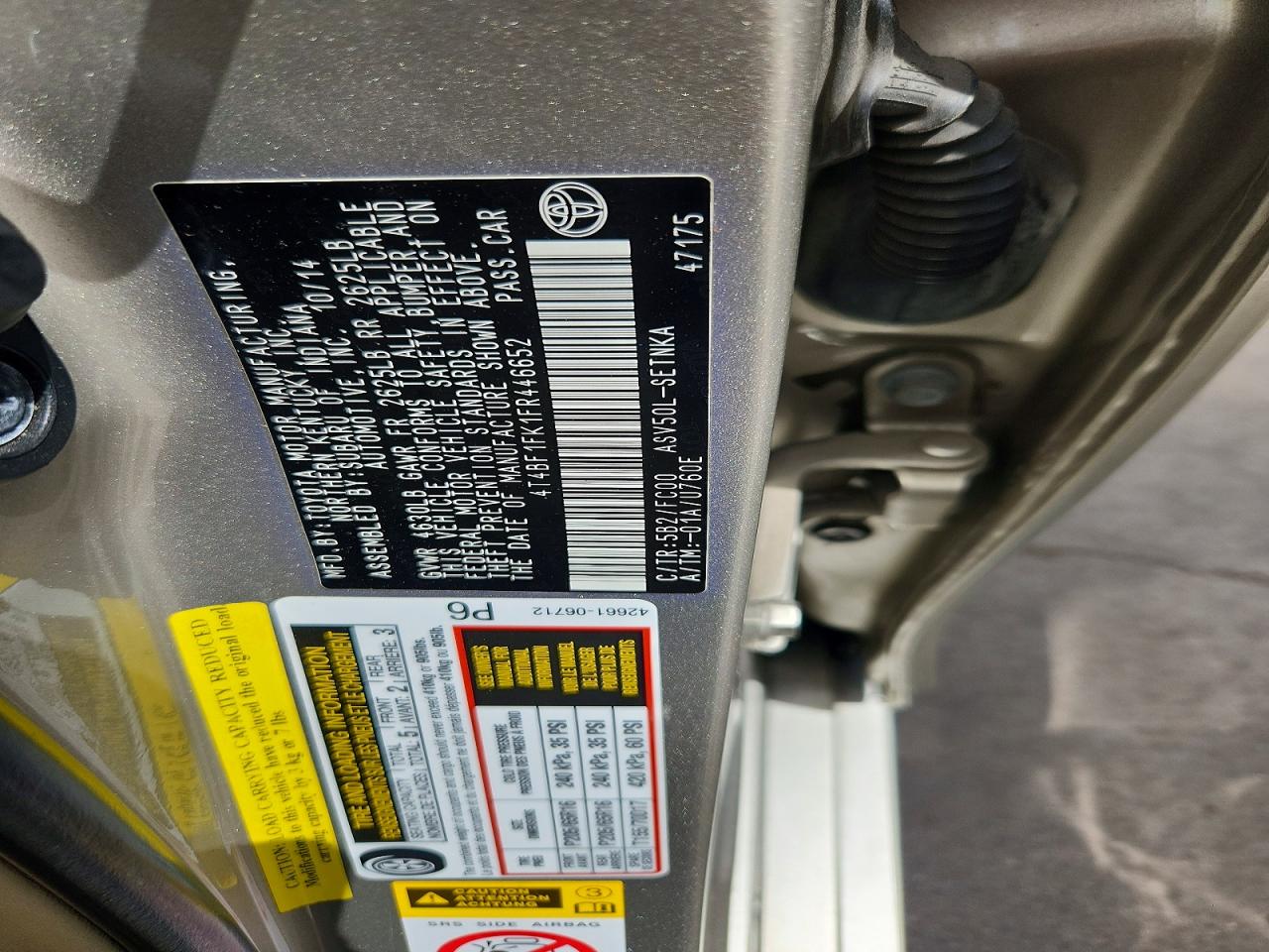 2015 Toyota Camry Le Золотой vin: 4T4BF1FK1FR446652