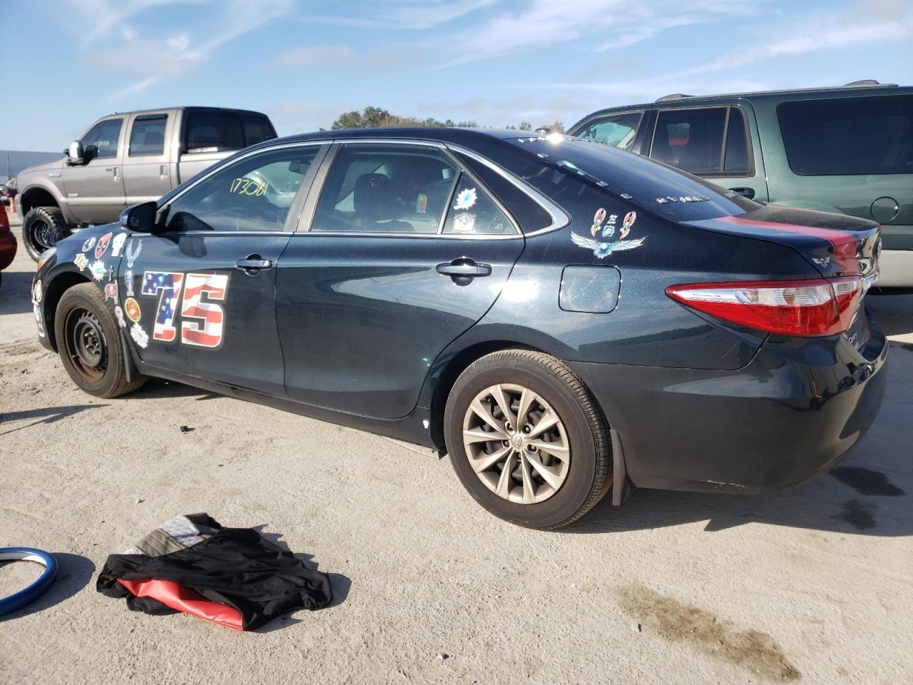 2015 Toyota Camry Le Charcoal vin: 4T4BF1FK1FR449762