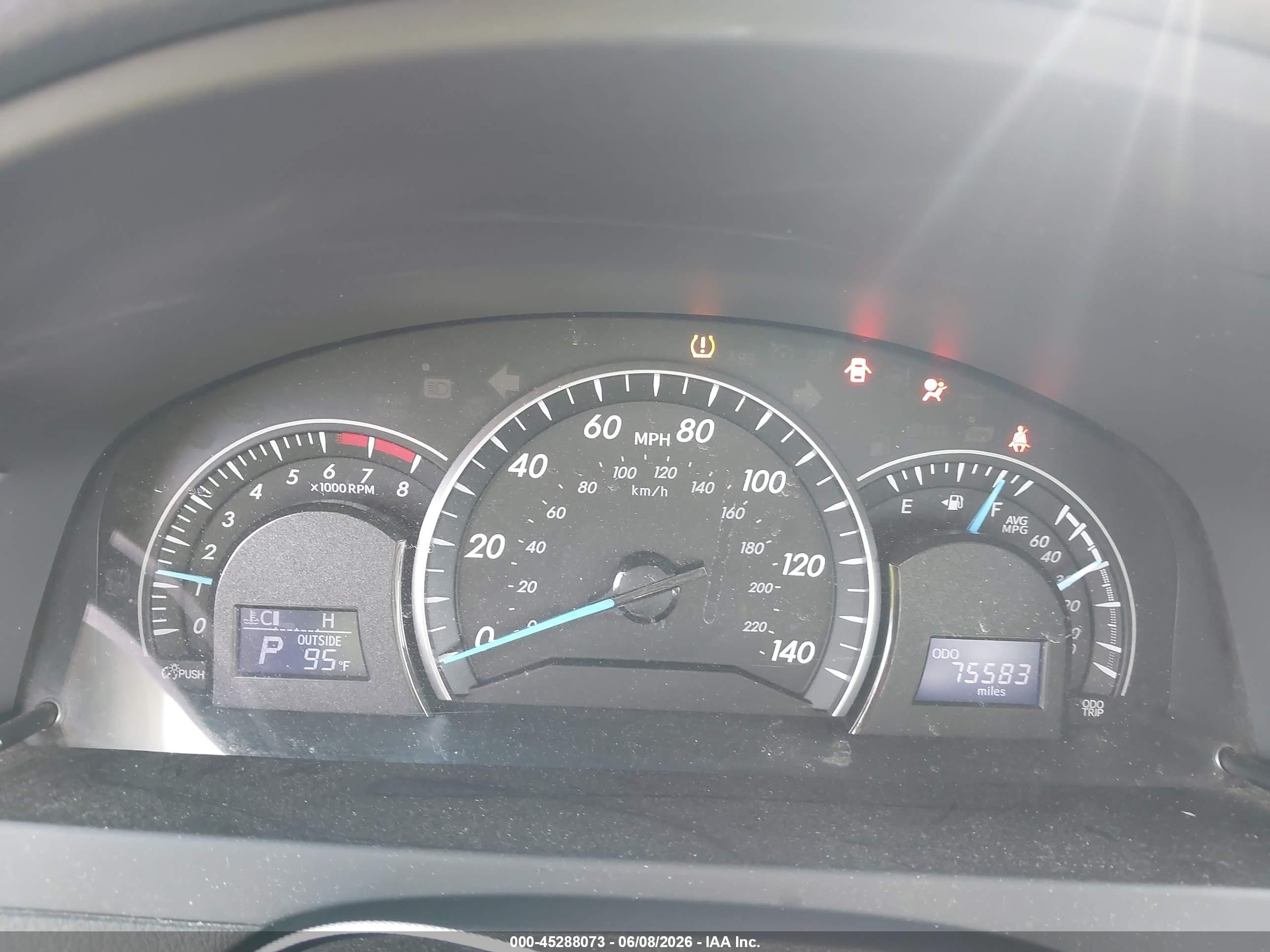 2015 Toyota Camry Le Серебряный vin: 4T4BF1FK1FR465234
