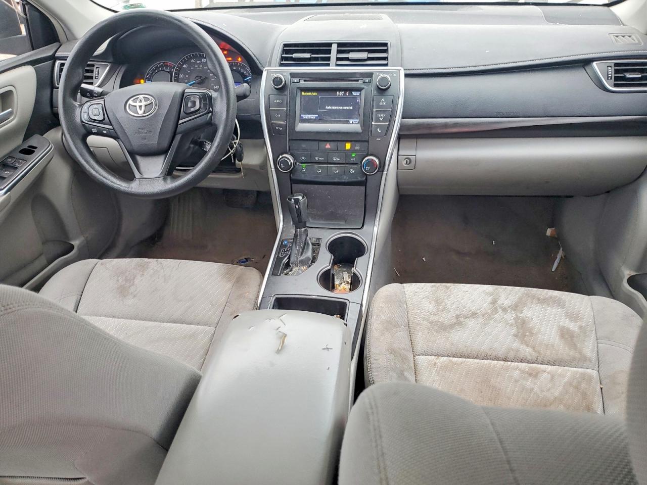 2015 Toyota Camry Le Black vin: 4T4BF1FK1FR472474