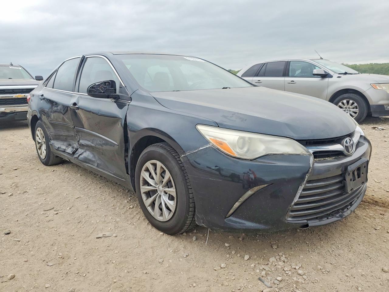2015 Toyota Camry Le Black vin: 4T4BF1FK1FR472474