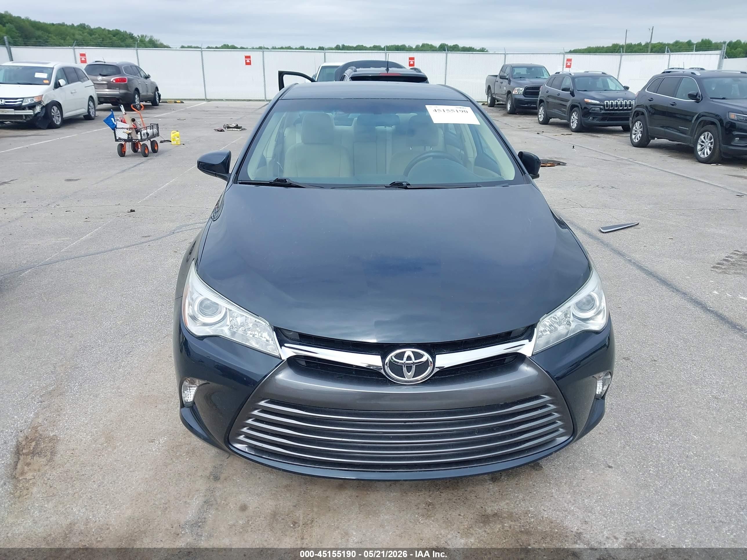 2015 Toyota Camry Le Black vin: 4T4BF1FK1FR474340