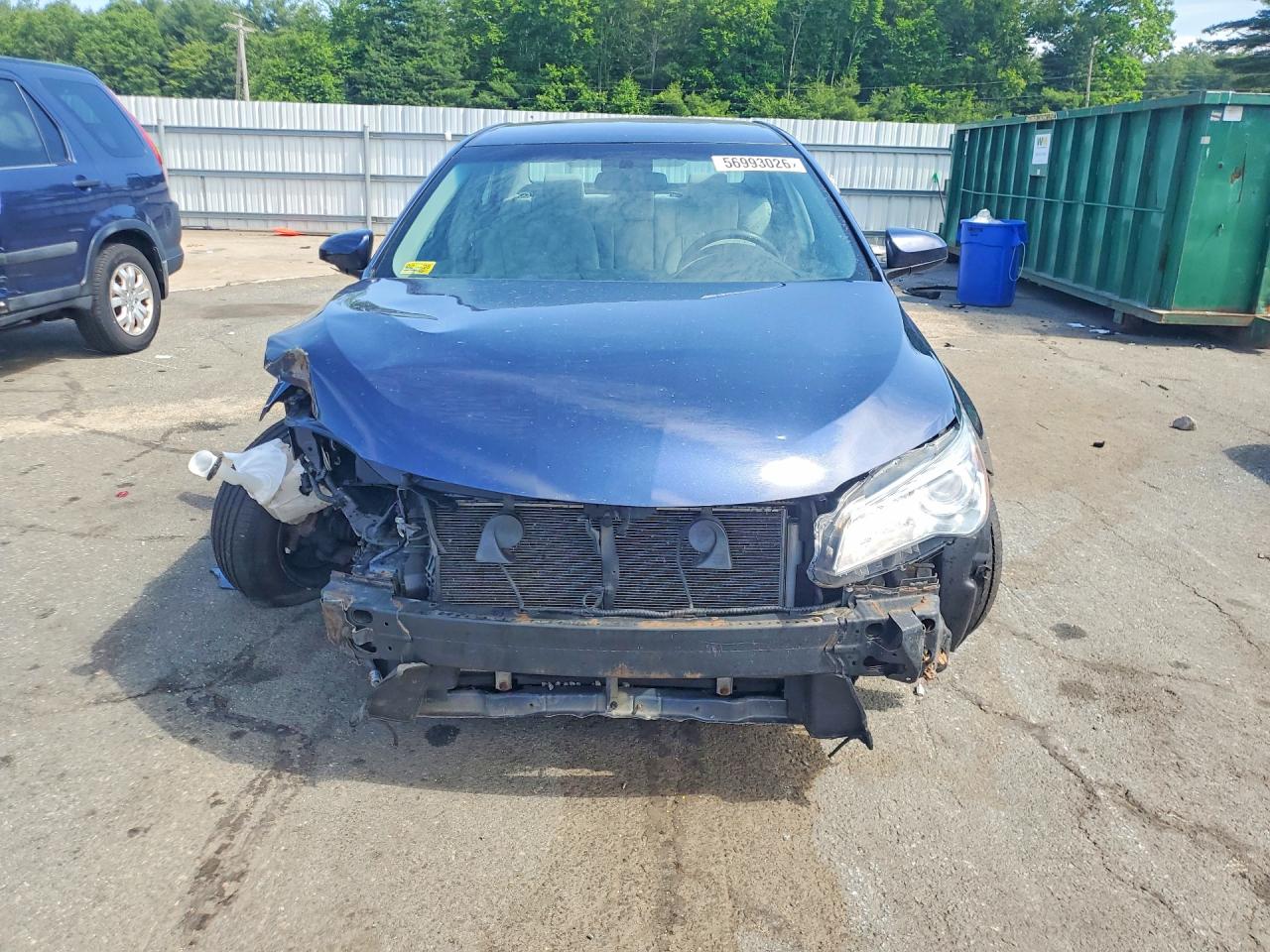 2015 Toyota Camry Le Blue vin: 4T4BF1FK1FR474774