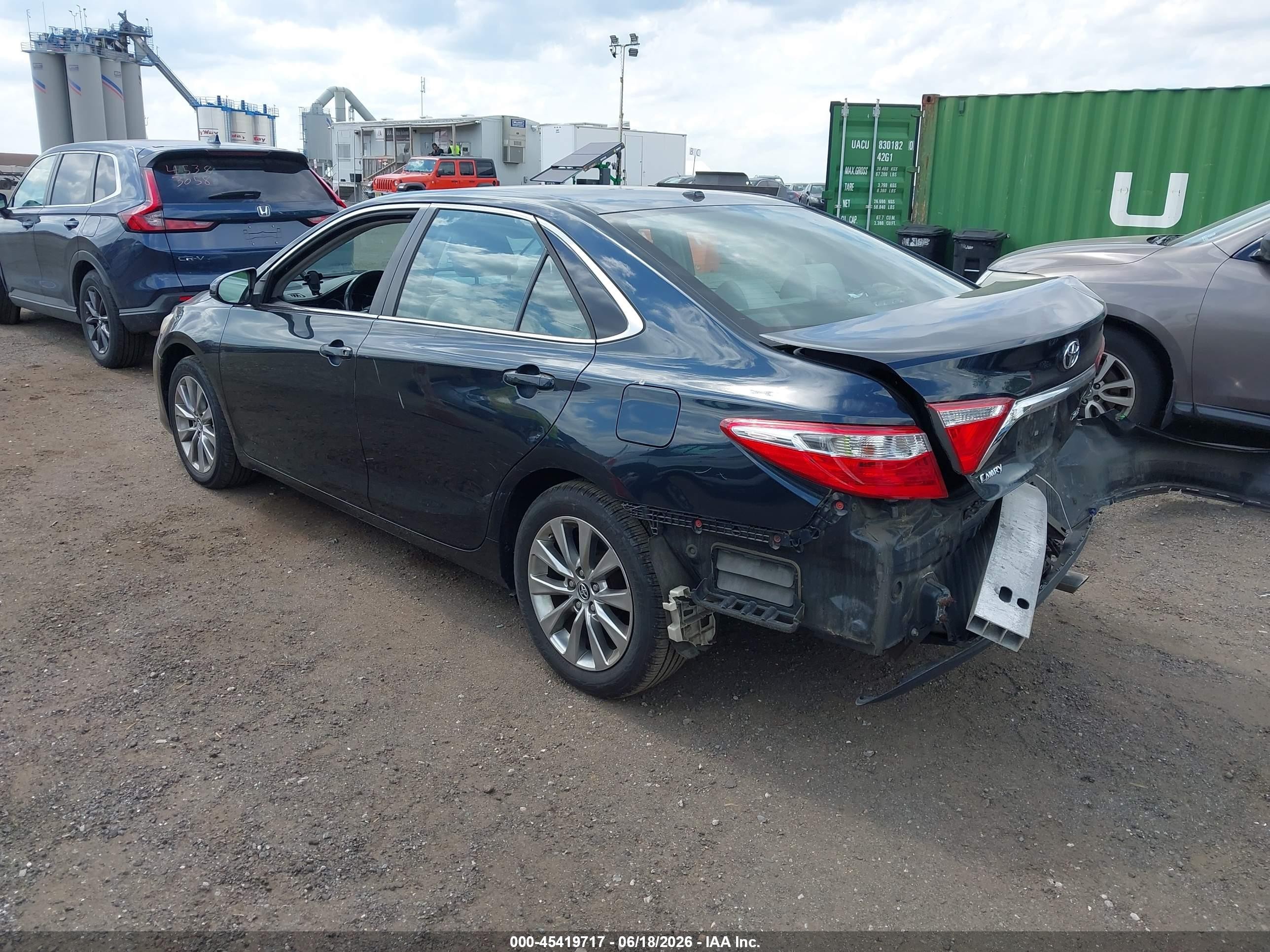 2015 Toyota Camry Xle Blue vin: 4T4BF1FK1FR495088