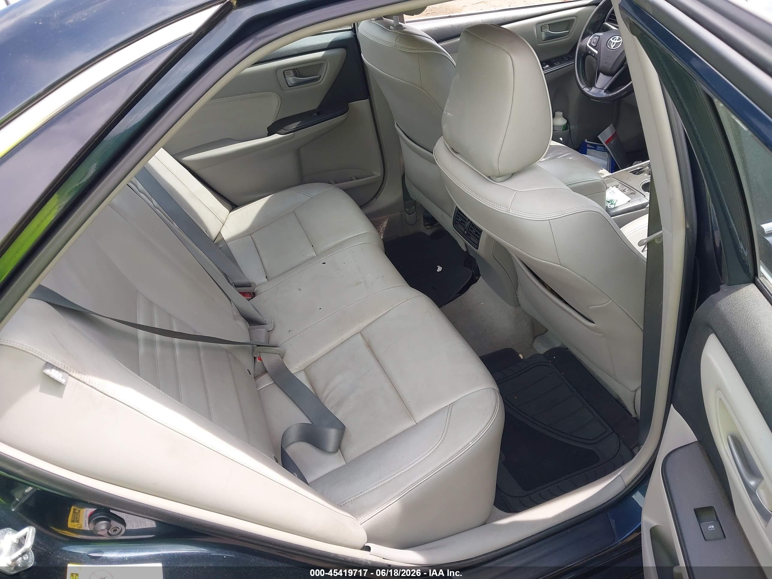 2015 Toyota Camry Xle Blue vin: 4T4BF1FK1FR495088