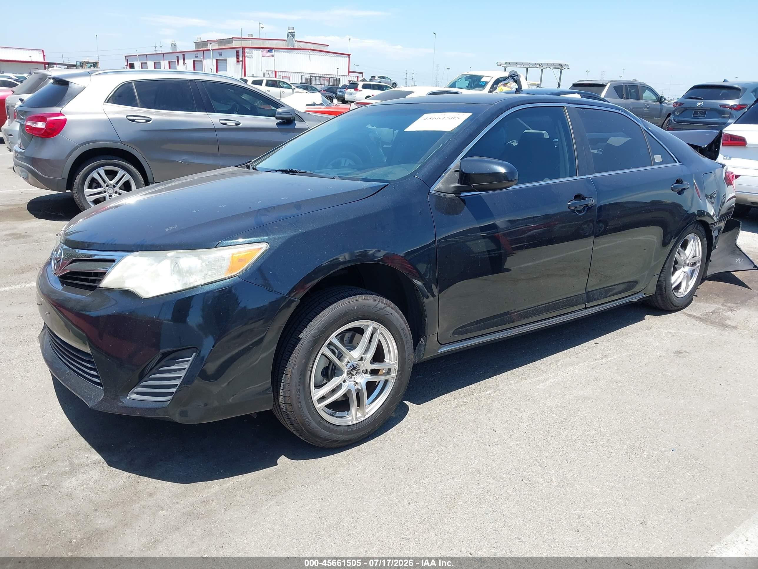 2012 Toyota Camry Le Черный vin: 4T4BF1FK2CR160093