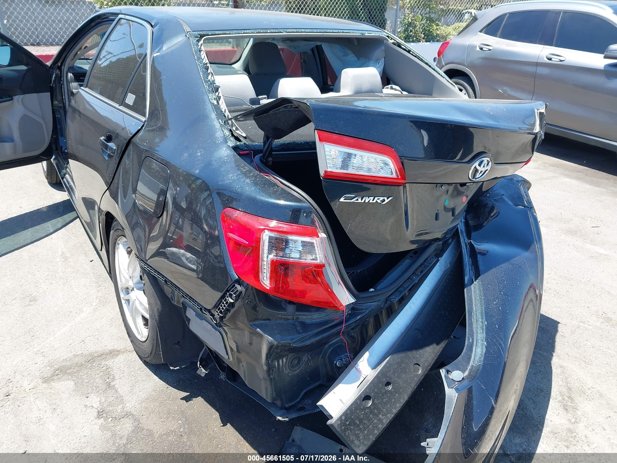 2012 Toyota Camry Le Черный vin: 4T4BF1FK2CR160093