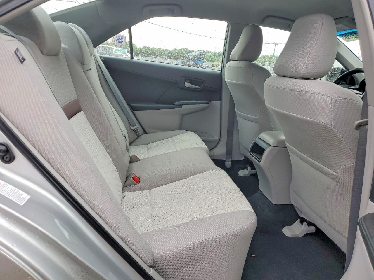 2012 Toyota Camry Le Серебряный vin: 4T4BF1FK2CR177752