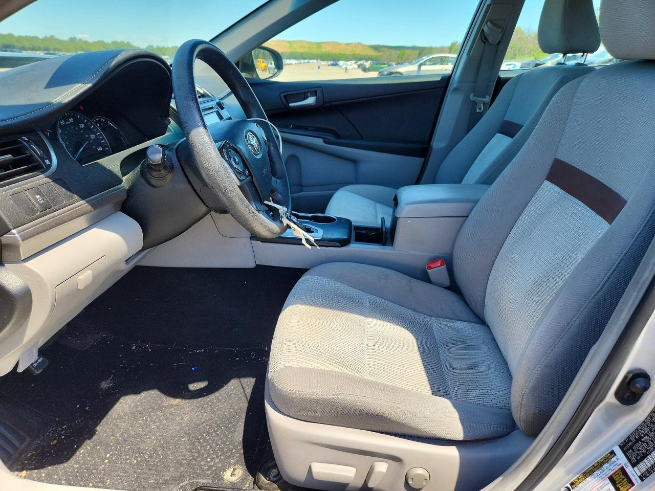 2012 Toyota Camry Le Silver vin: 4T4BF1FK2CR192462