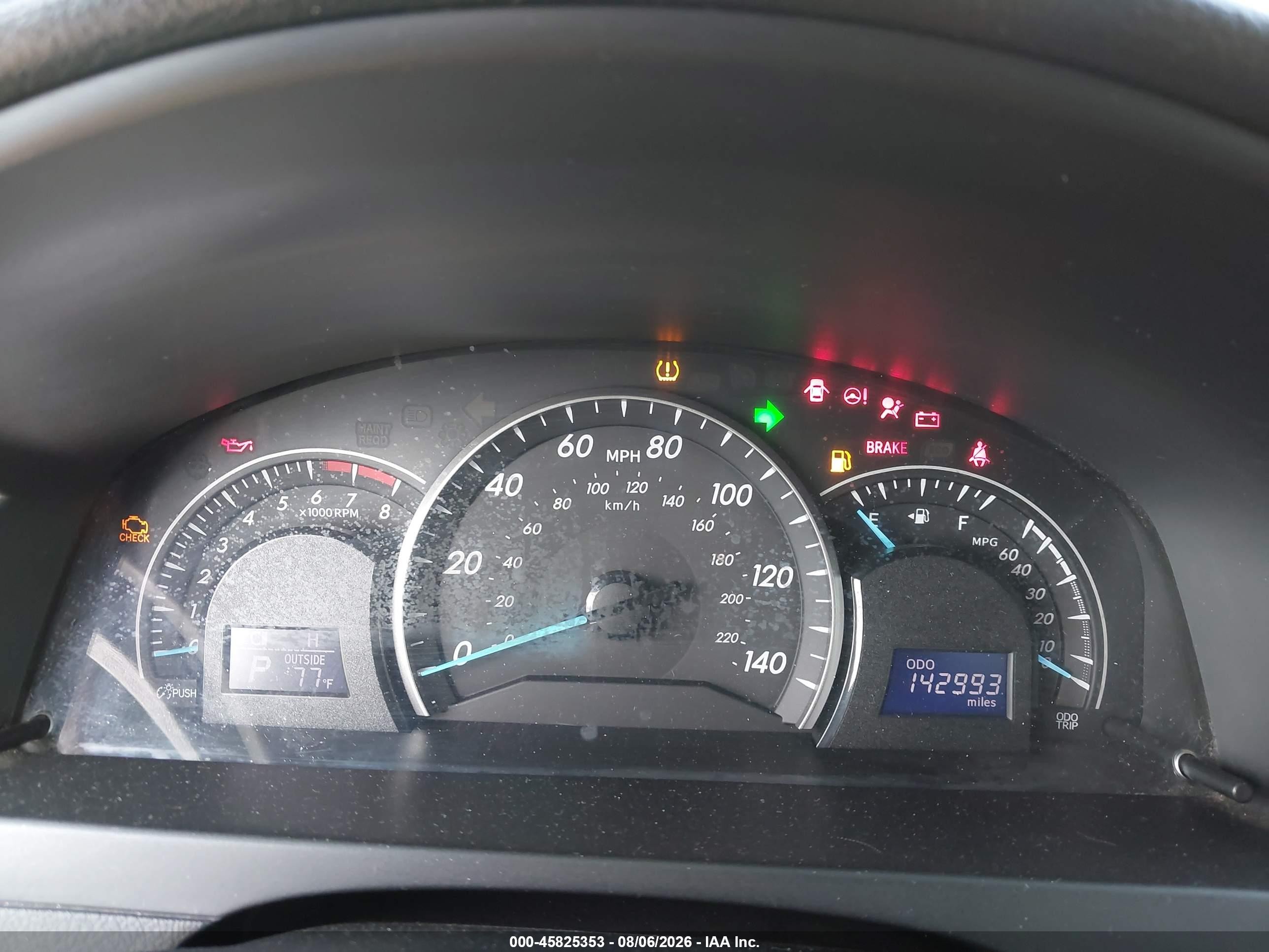 2012 Toyota Camry Le Silver vin: 4T4BF1FK2CR199170
