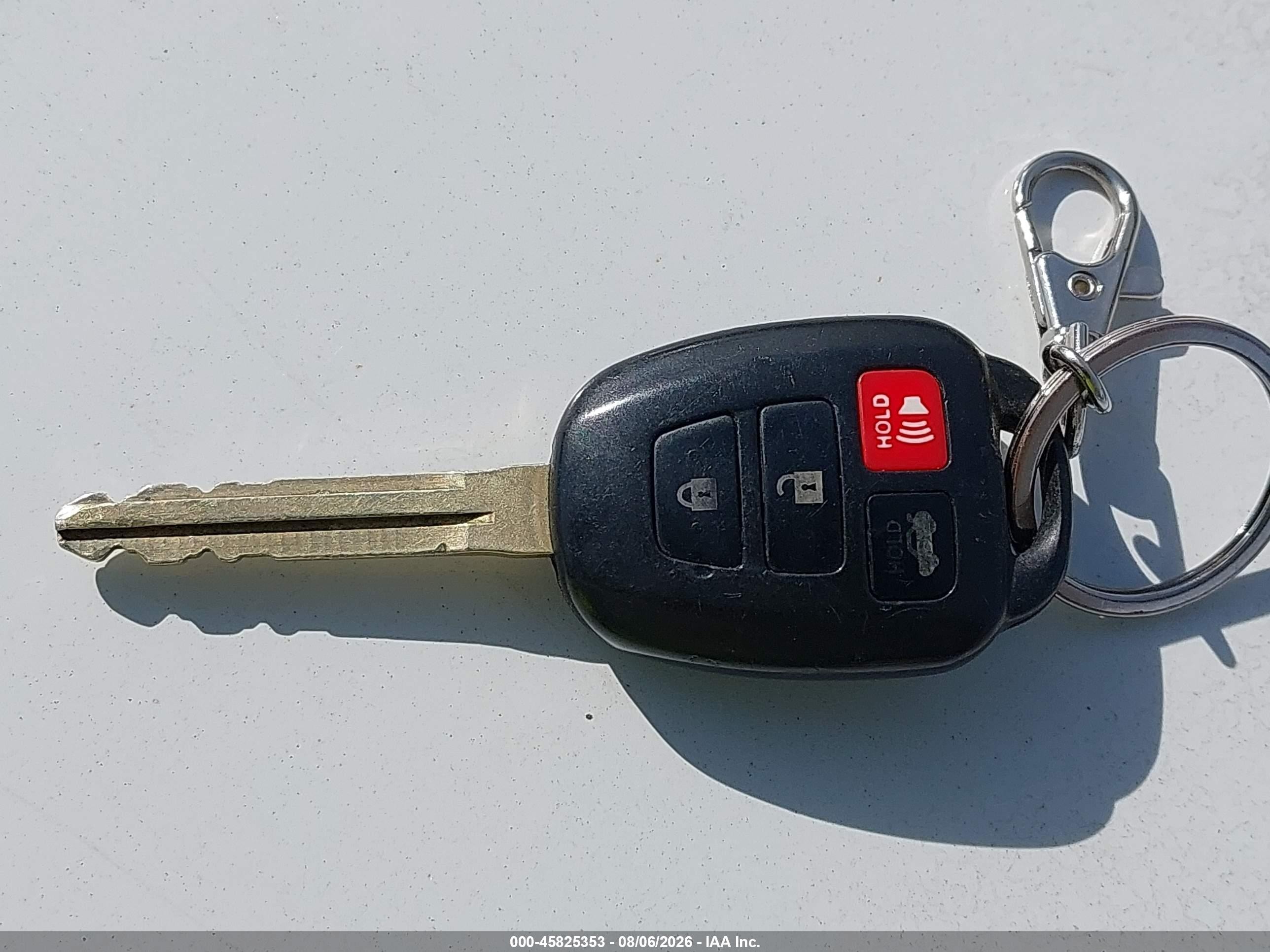 2012 Toyota Camry Le Silver vin: 4T4BF1FK2CR199170