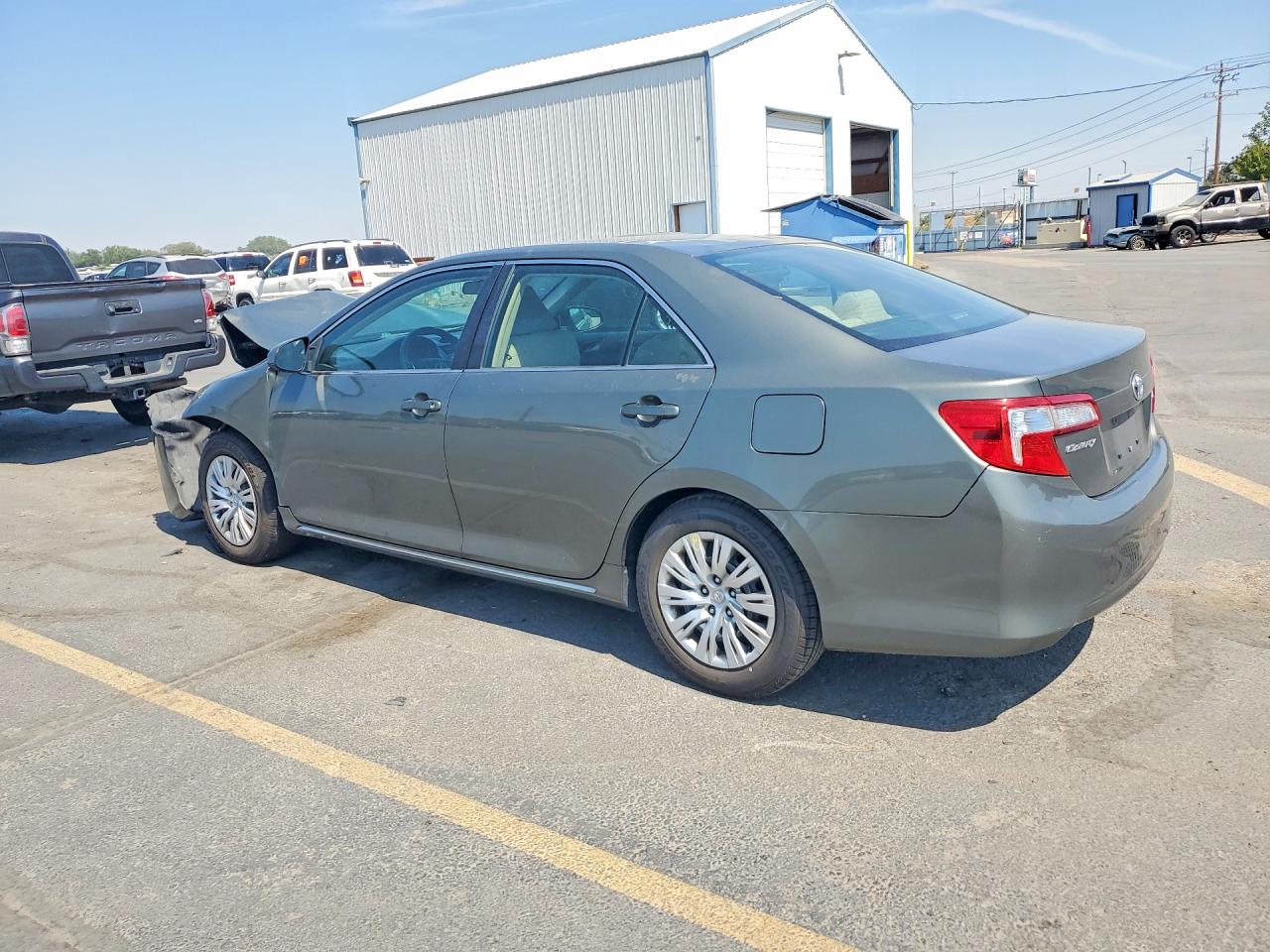 2012 Toyota Camry Le Charcoal vin: 4T4BF1FK2CR200561