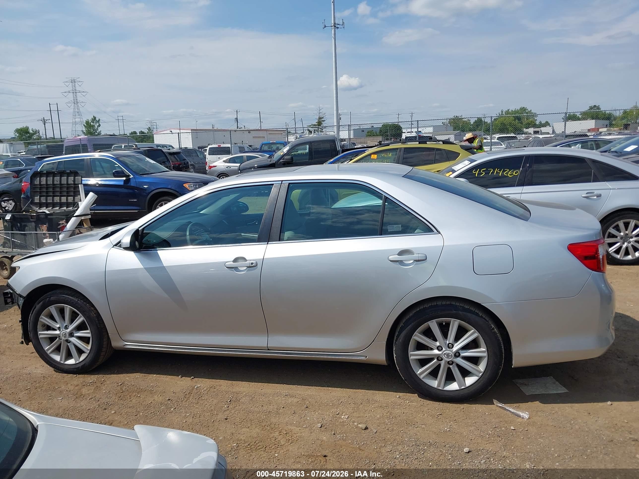 2012 Toyota Camry Xle Серебряный vin: 4T4BF1FK2CR205906