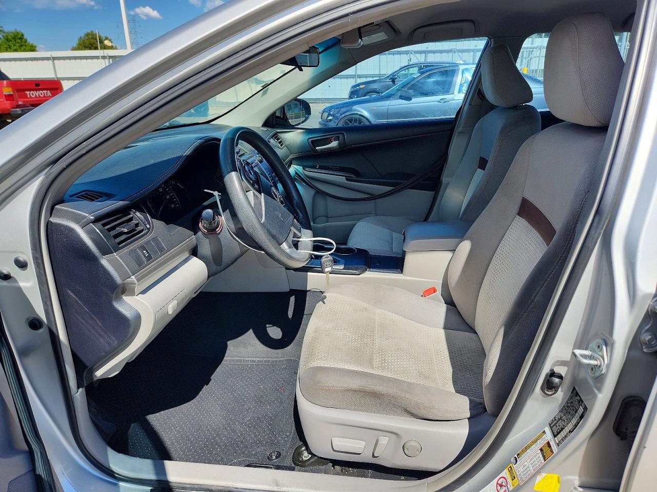 2012 Toyota Camry Le Silver vin: 4T4BF1FK2CR212435