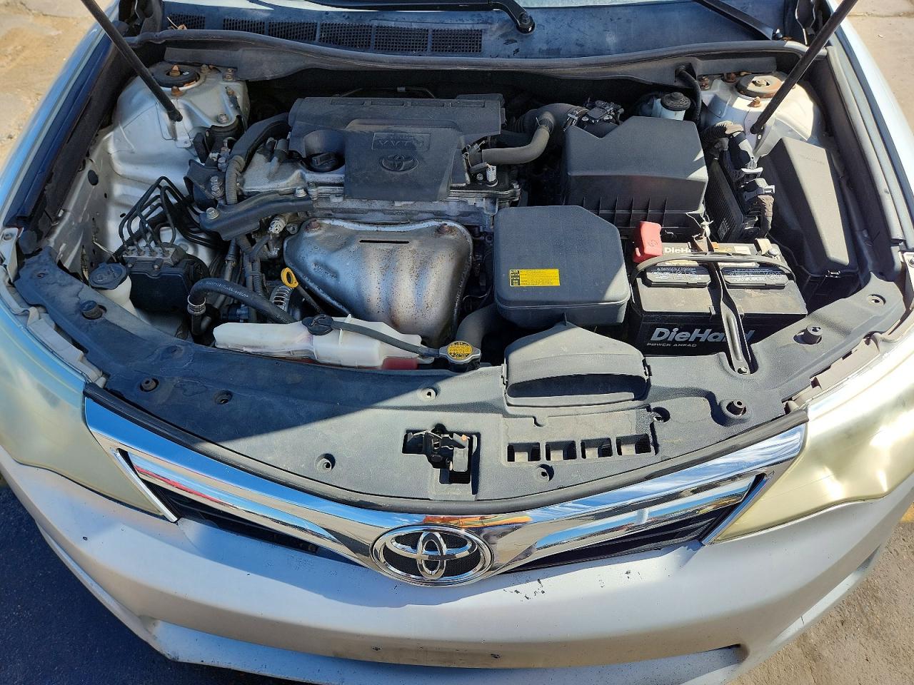 2012 Toyota Camry Le Silver vin: 4T4BF1FK2CR212435