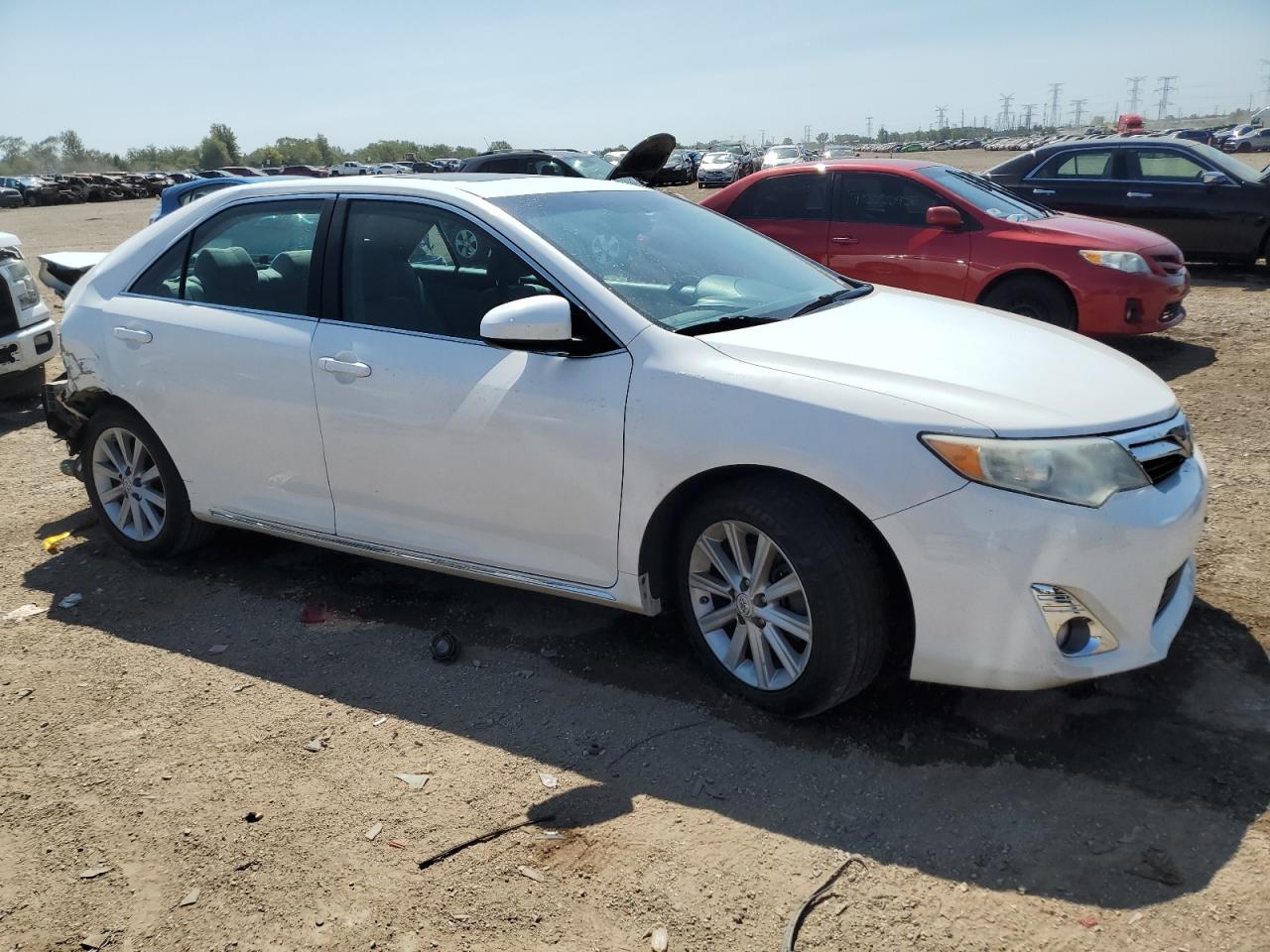 2012 Toyota Camry Xle White vin: 4T4BF1FK2CR232667