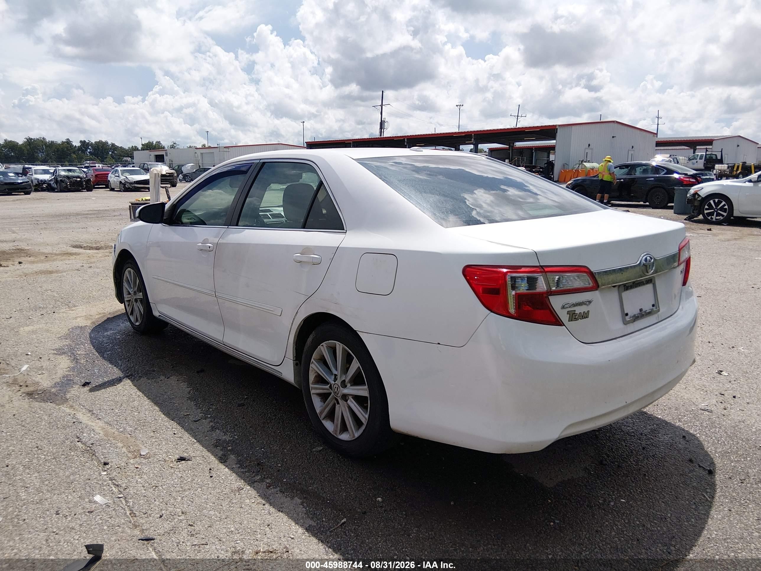 2012 Toyota Camry Xle Белый vin: 4T4BF1FK2CR246357