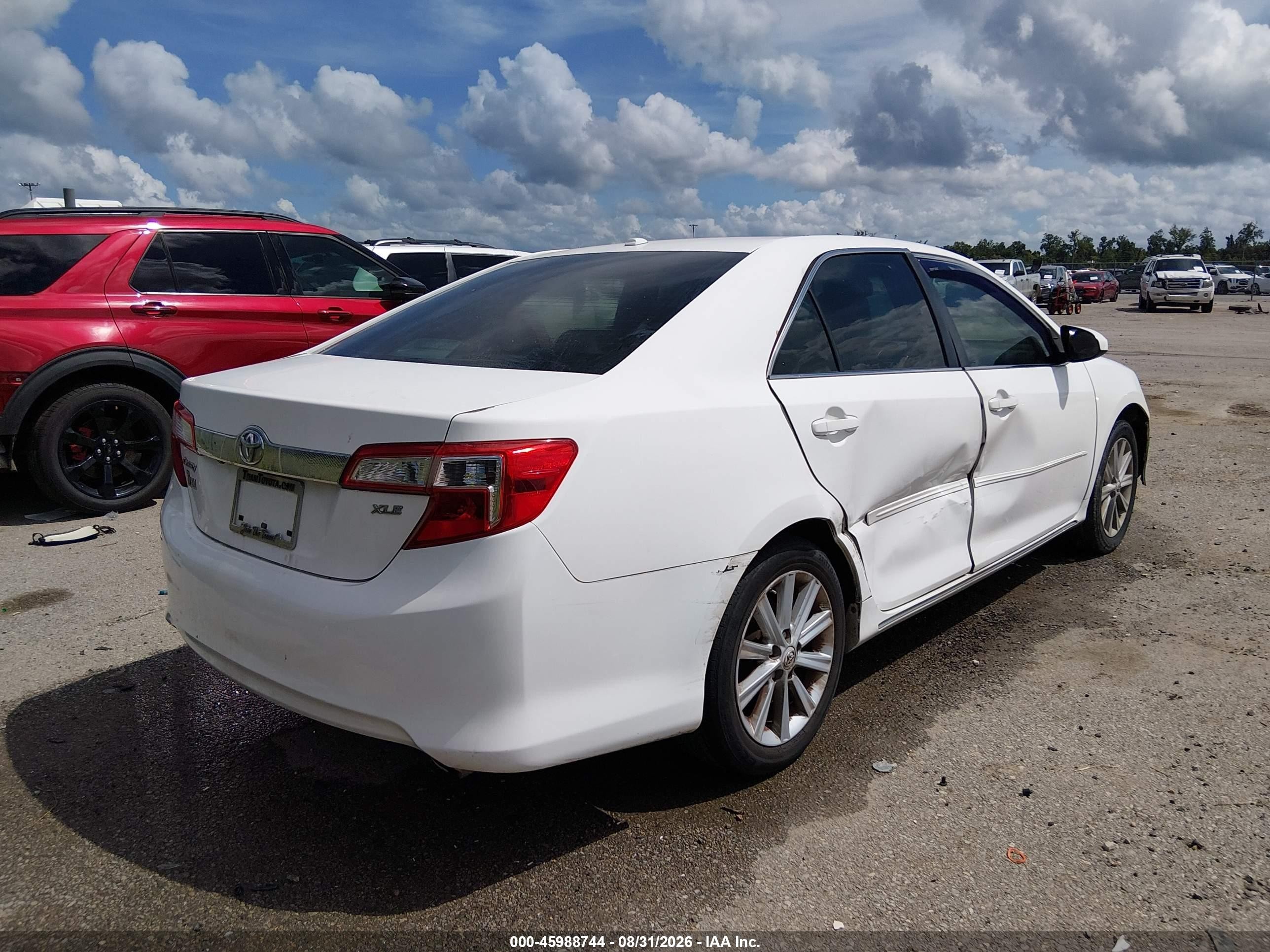 2012 Toyota Camry Xle Белый vin: 4T4BF1FK2CR246357