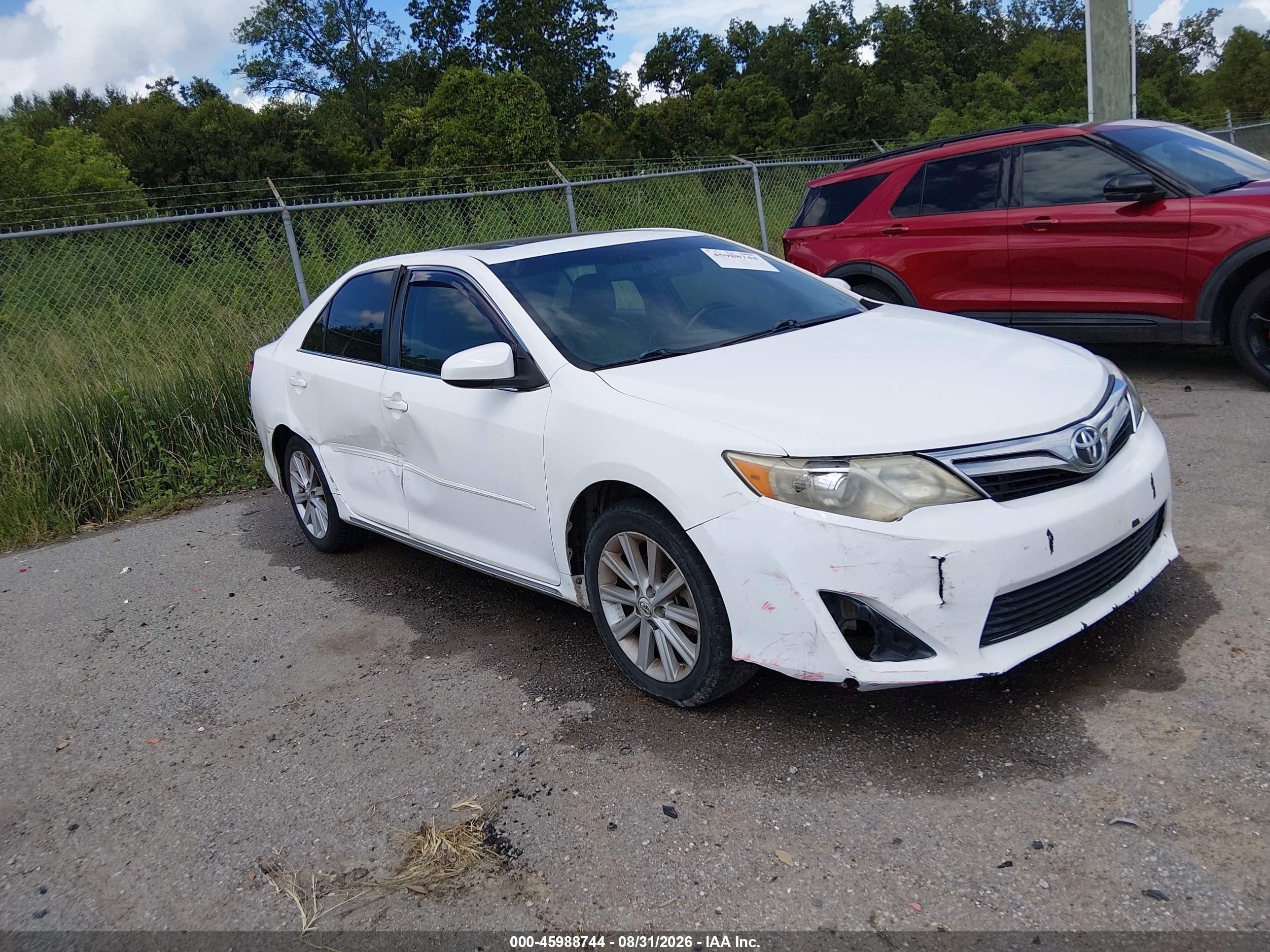 2012 Toyota Camry Xle White vin: 4T4BF1FK2CR246357
