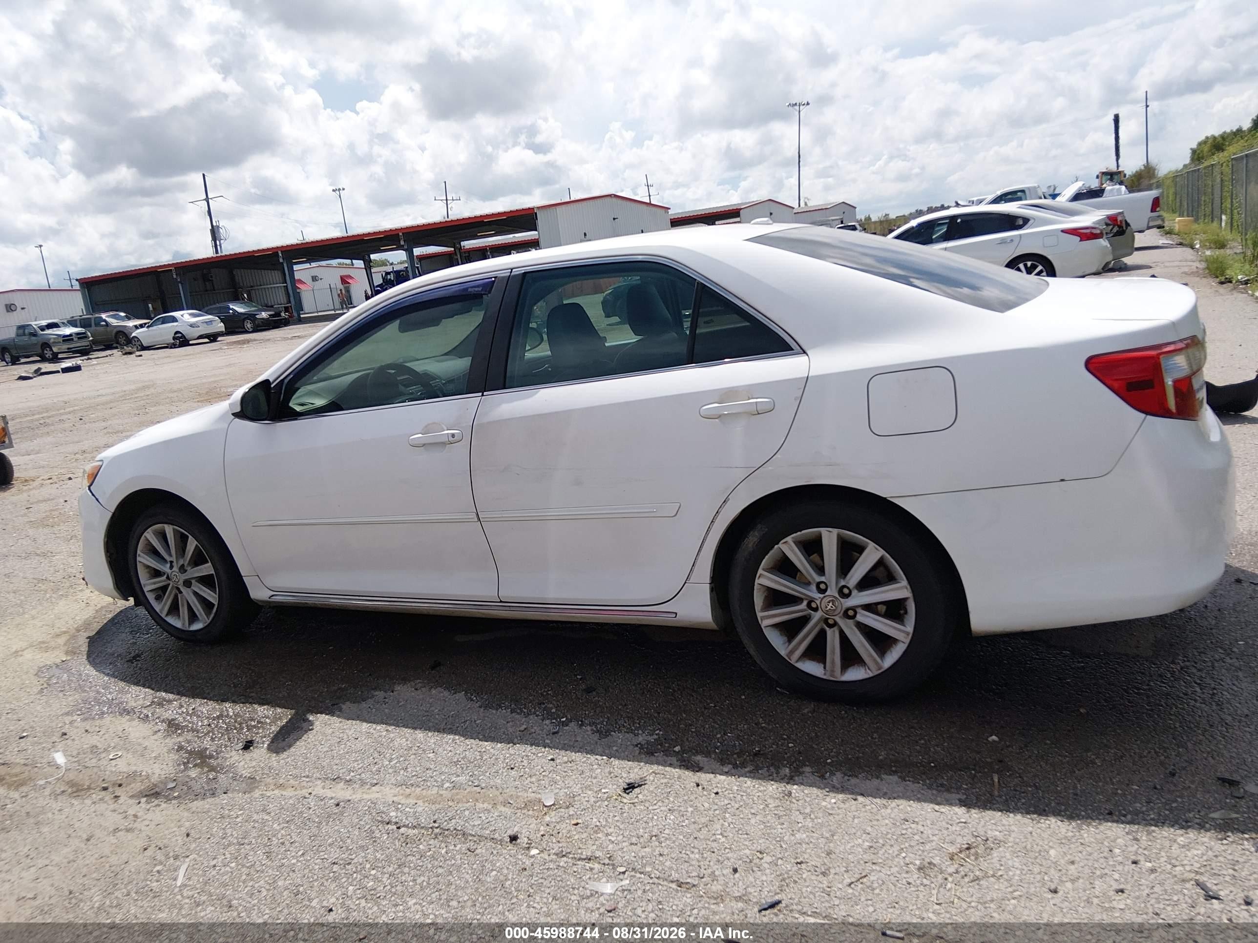 2012 Toyota Camry Xle Белый vin: 4T4BF1FK2CR246357