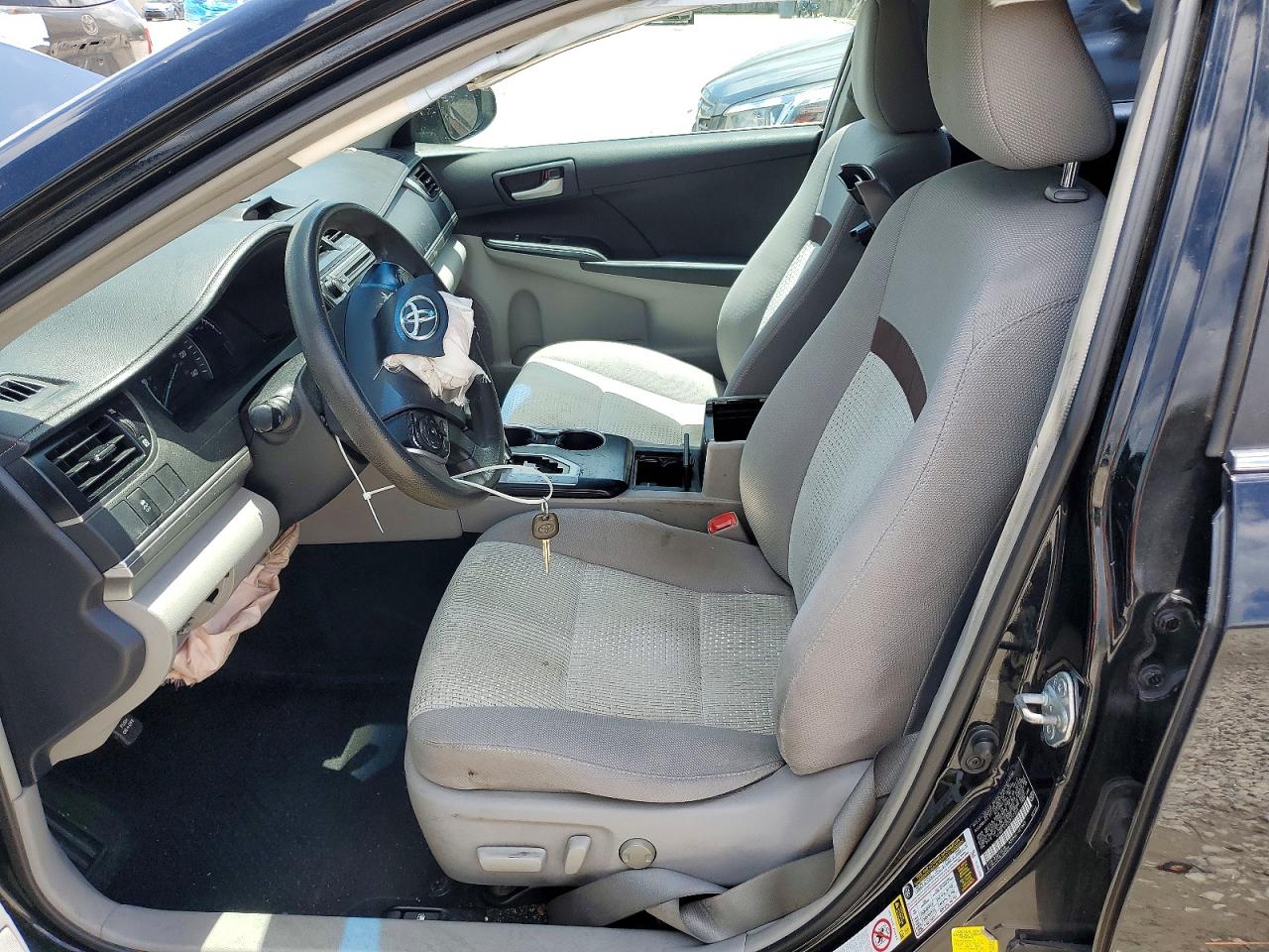 2012 Toyota Camry Le Черный vin: 4T4BF1FK2CR247721