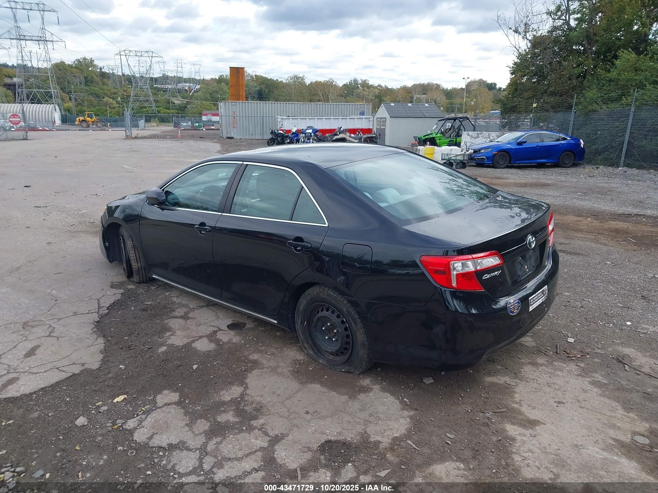 2012 Toyota Camry Le Black vin: 4T4BF1FK2CR268164