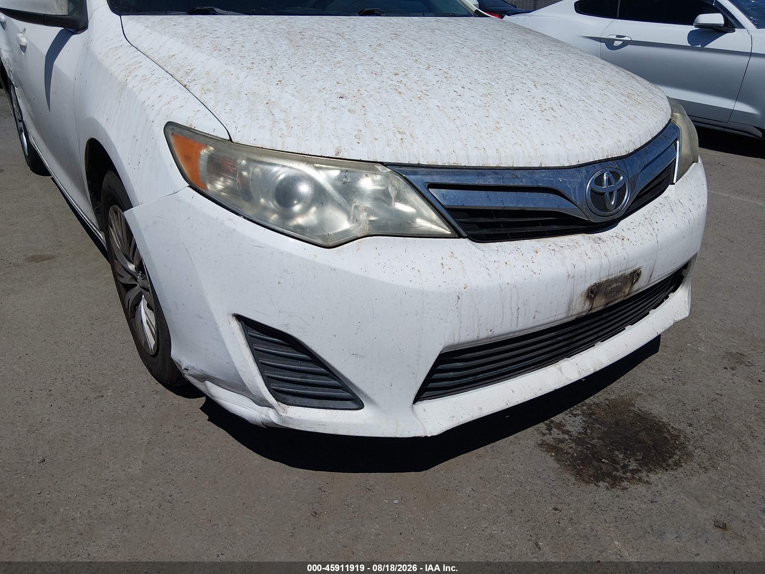 2012 Toyota Camry Le White vin: 4T4BF1FK2CR273963