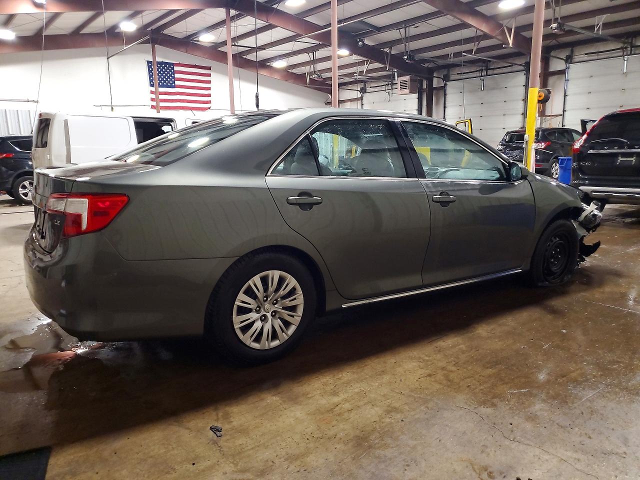 2013 Toyota Camry Le Серый vin: 4T4BF1FK2DR279196