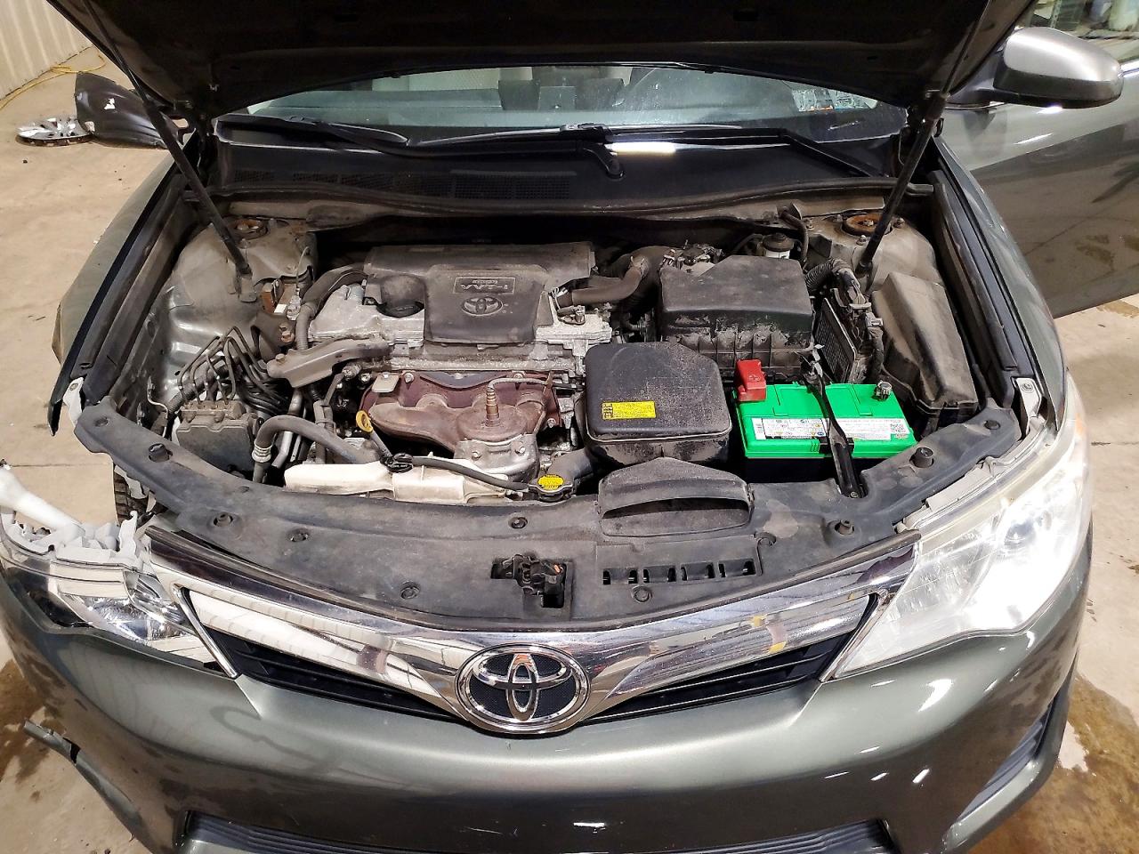 2013 Toyota Camry Le Серый vin: 4T4BF1FK2DR279196