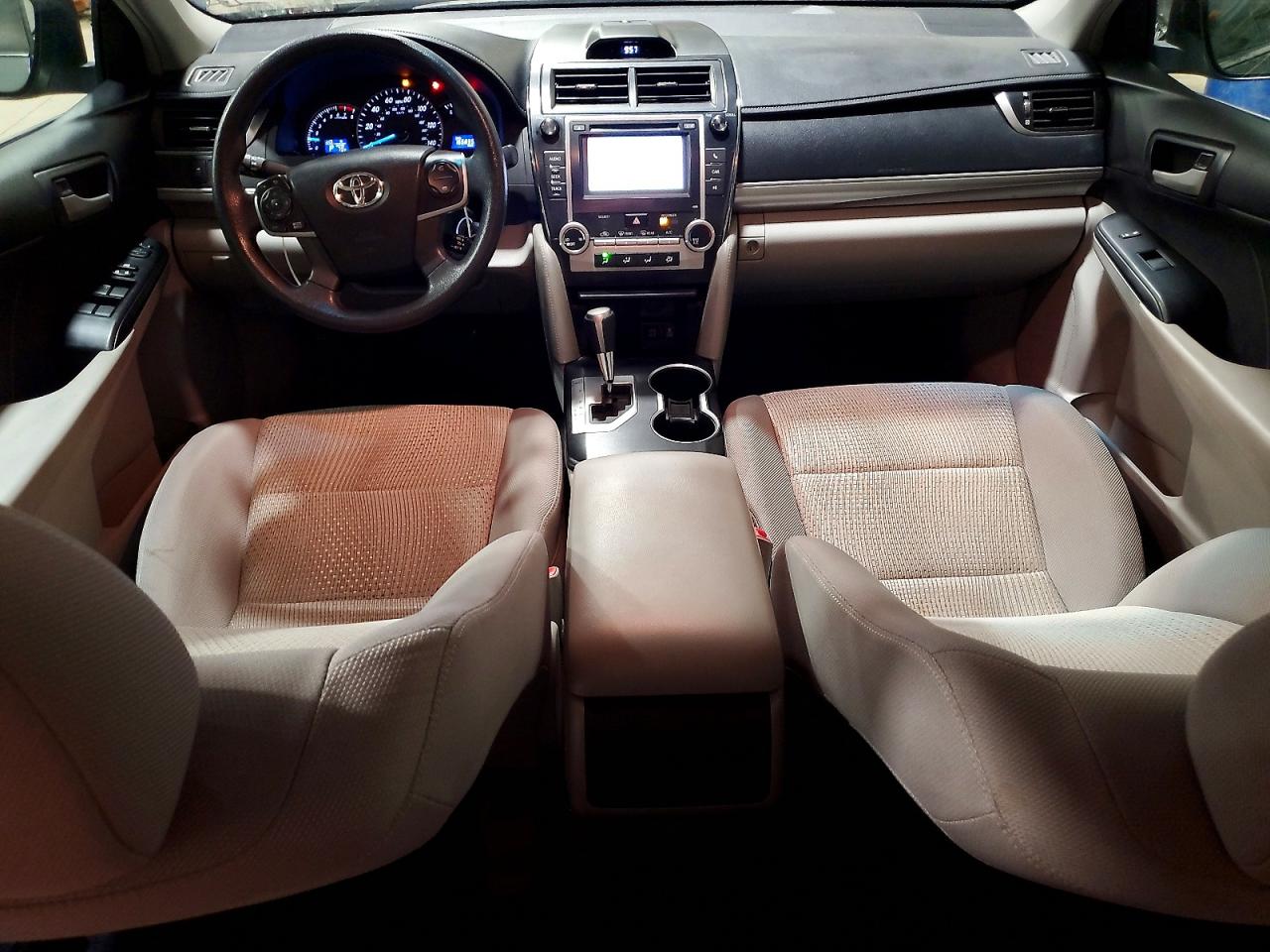 2013 Toyota Camry Le Серый vin: 4T4BF1FK2DR279196