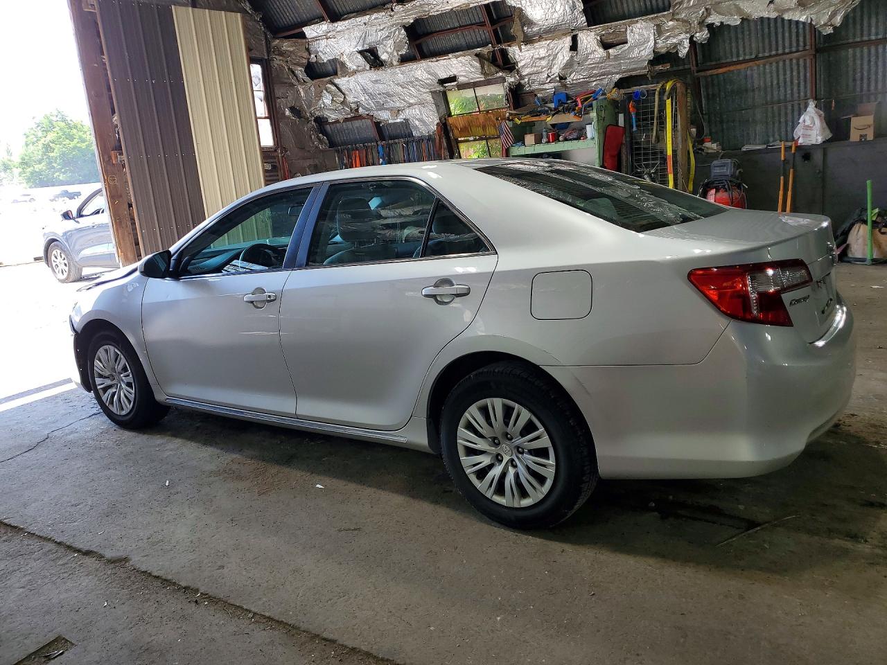 2013 Toyota Camry Le Silver vin: 4T4BF1FK2DR301262
