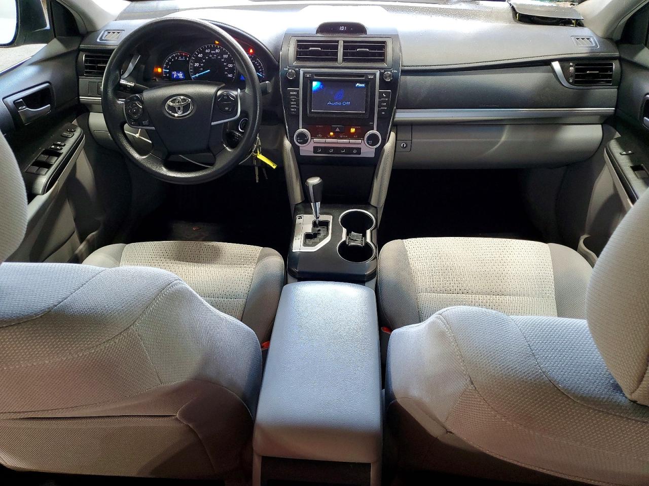 2013 Toyota Camry Le Silver vin: 4T4BF1FK2DR301262
