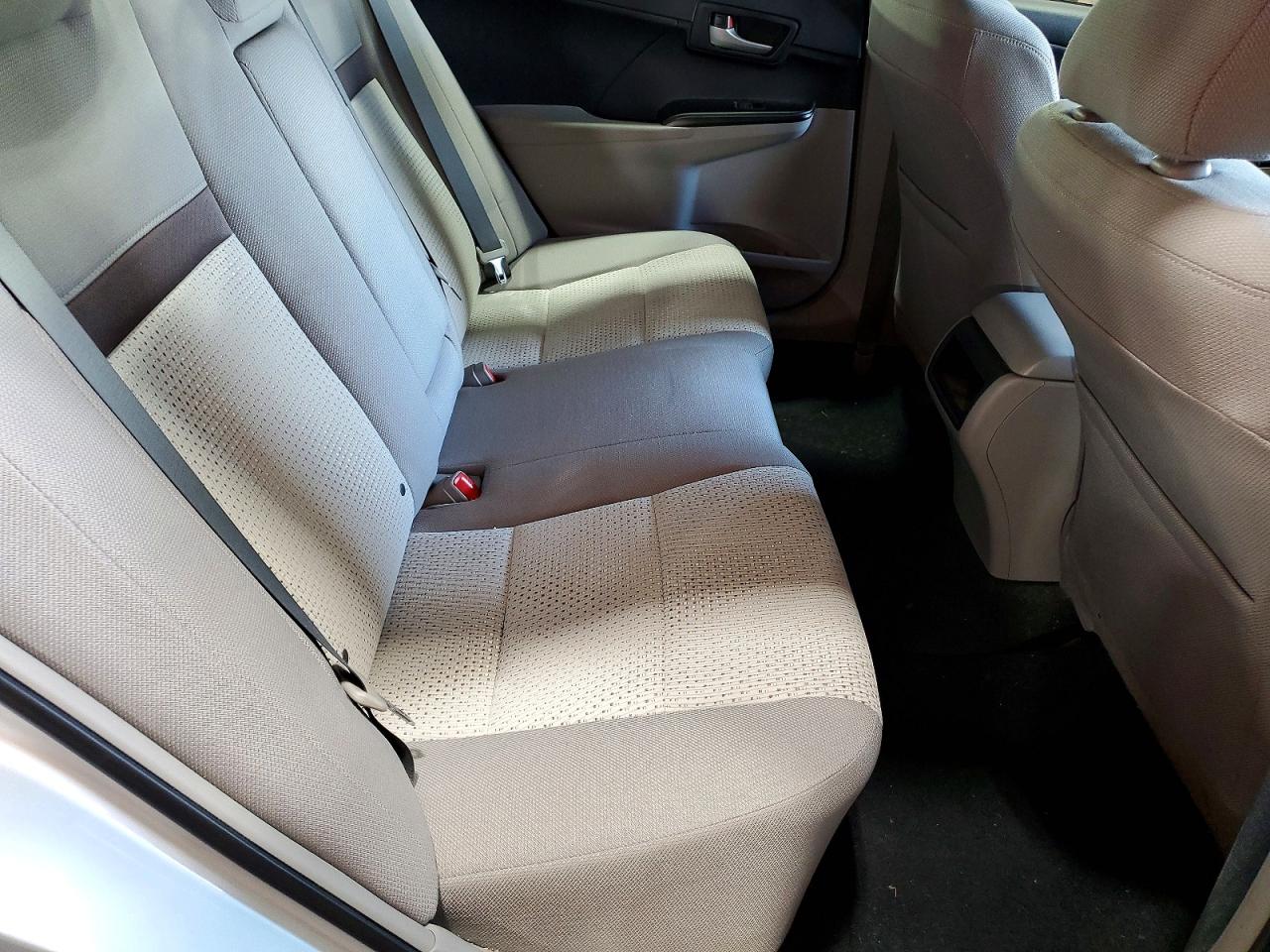 2013 Toyota Camry Le Silver vin: 4T4BF1FK2DR301262
