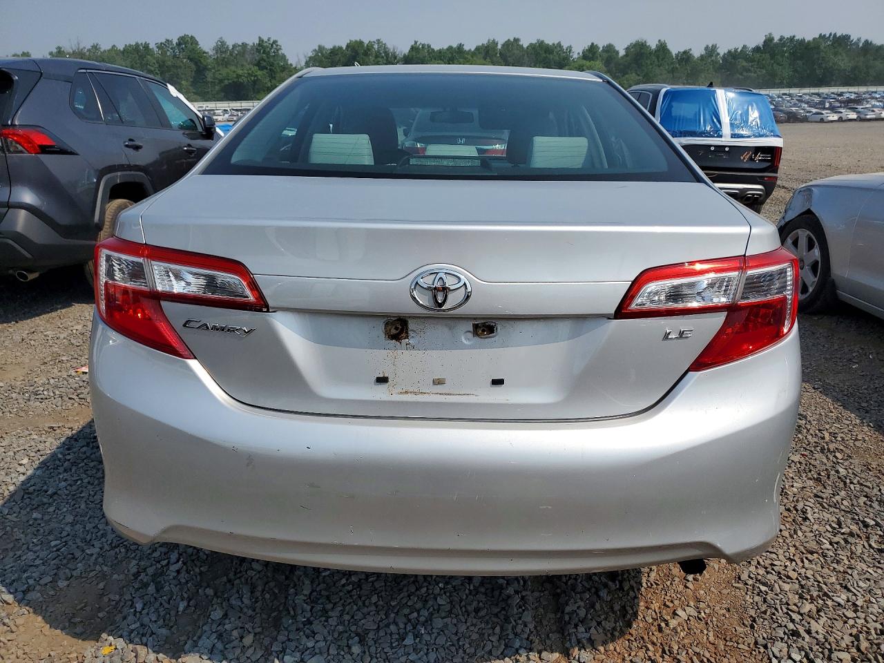 2013 Toyota Camry Le Серебряный vin: 4T4BF1FK2DR323620
