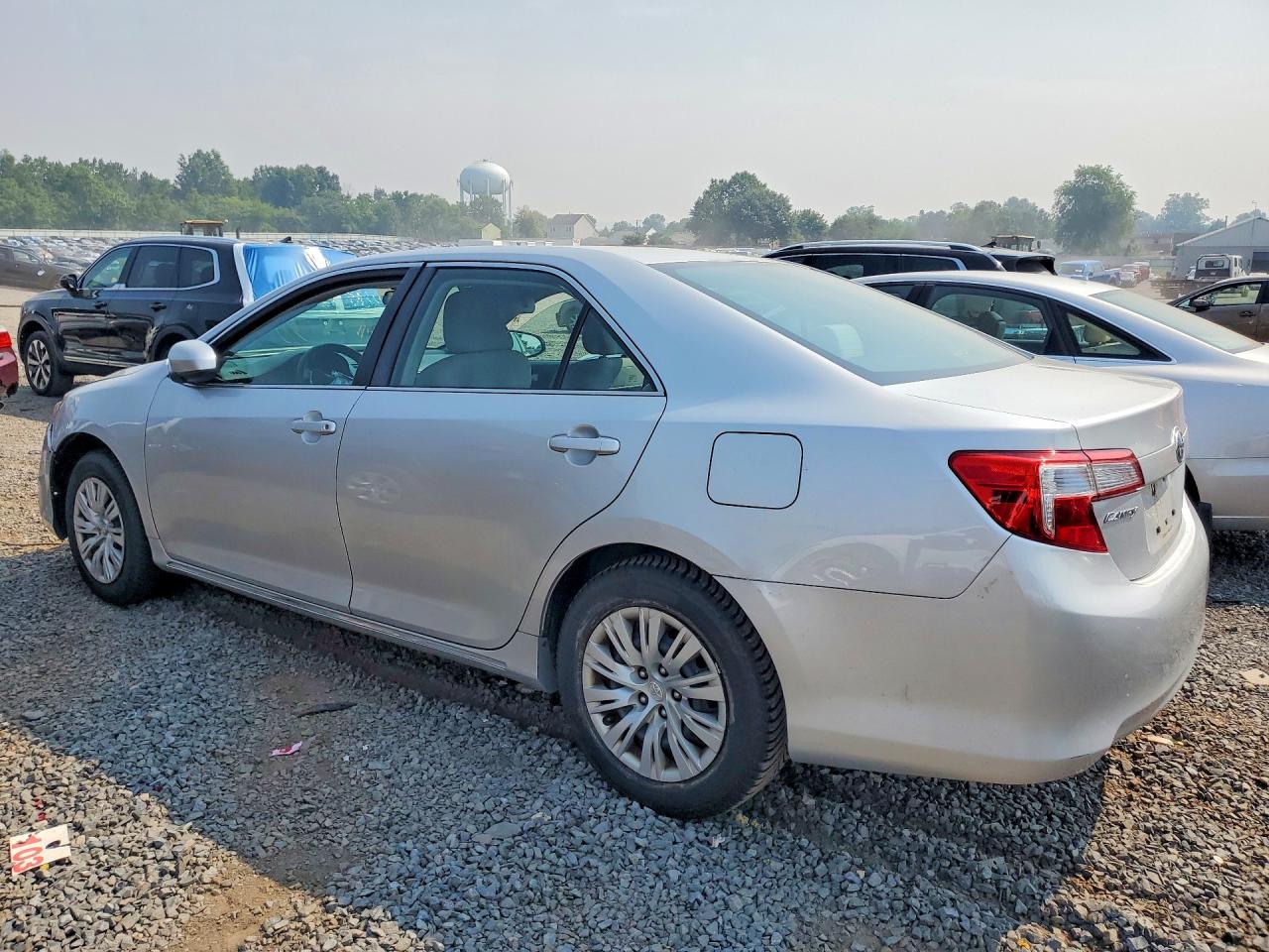 2013 Toyota Camry Le Серебряный vin: 4T4BF1FK2DR323620